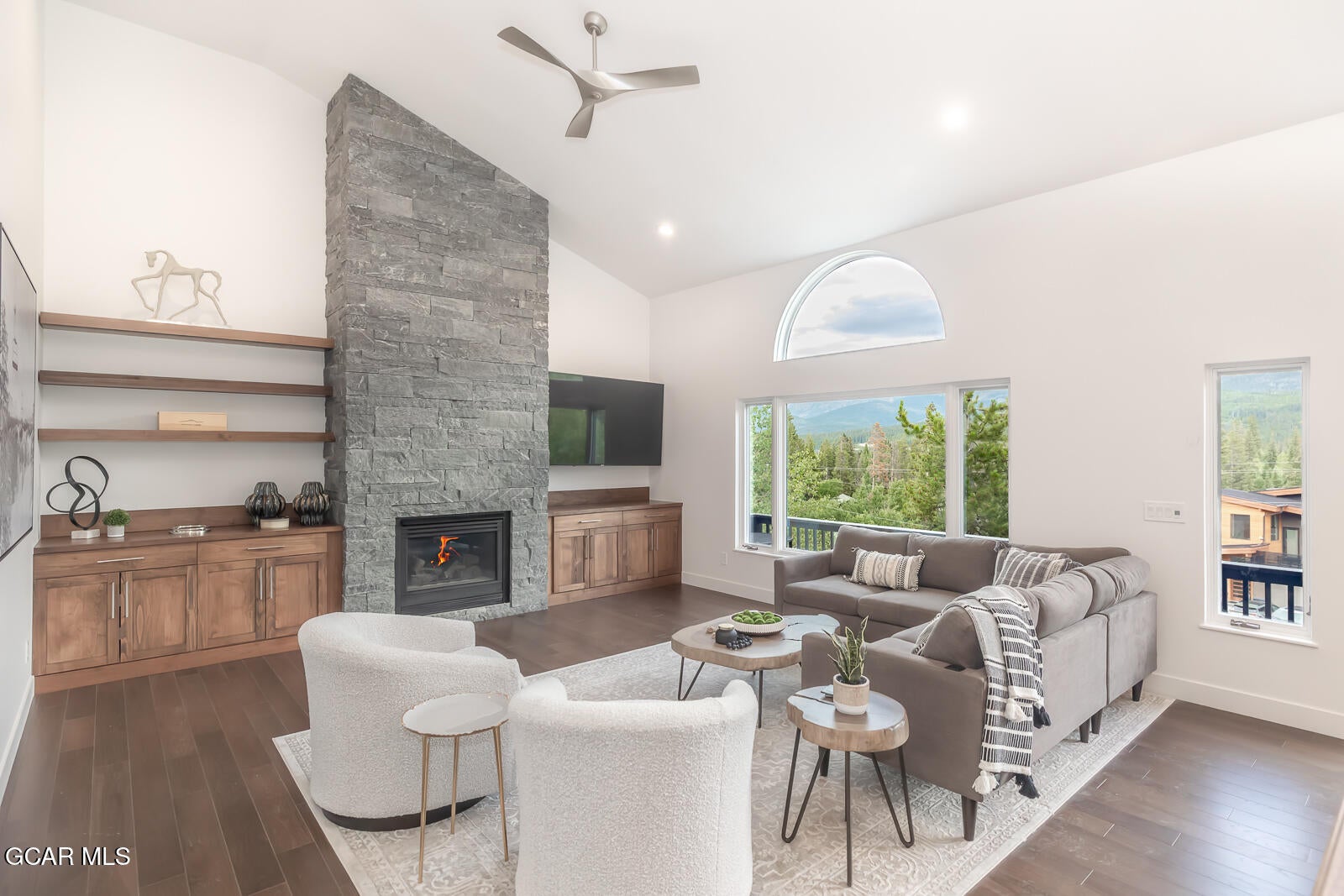Winter Park, Colorado, 80482, United States, 4 Bedrooms Bedrooms, ,5 BathroomsBathrooms,Residential,Active,1894508