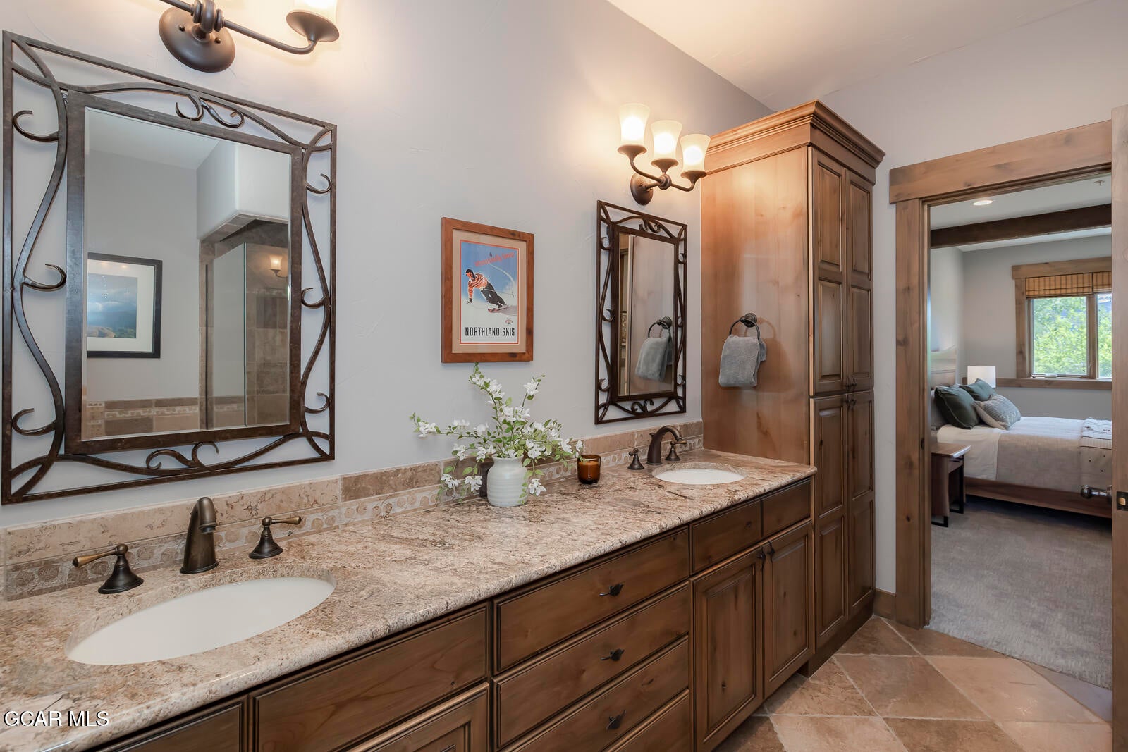 Fraser, Colorado, 80442, United States, 4 Bedrooms Bedrooms, ,6 BathroomsBathrooms,Residential,Active,1987254