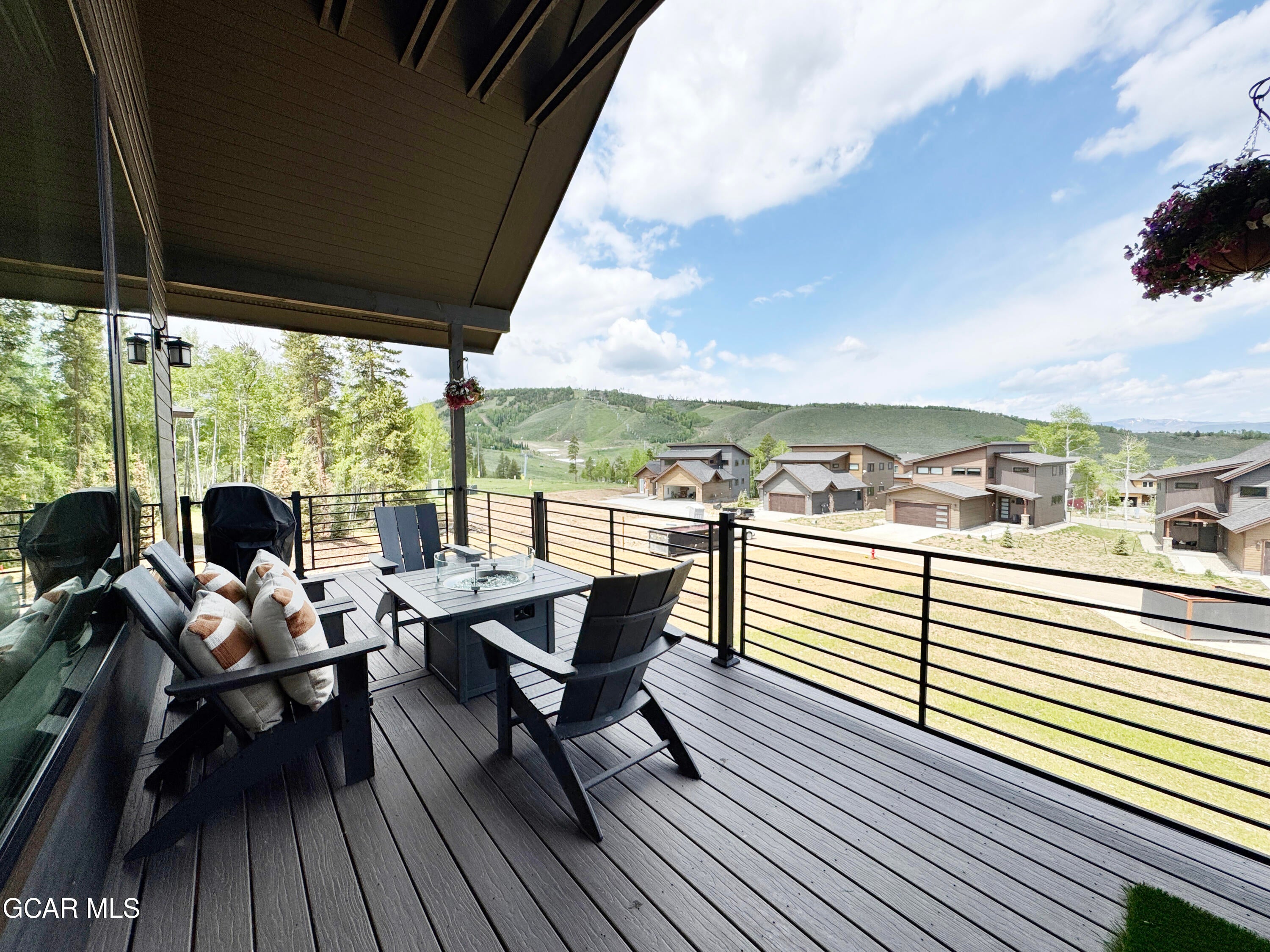 Granby, Colorado, 80446, United States, ,4 BathroomsBathrooms,Residential,Active,1843405