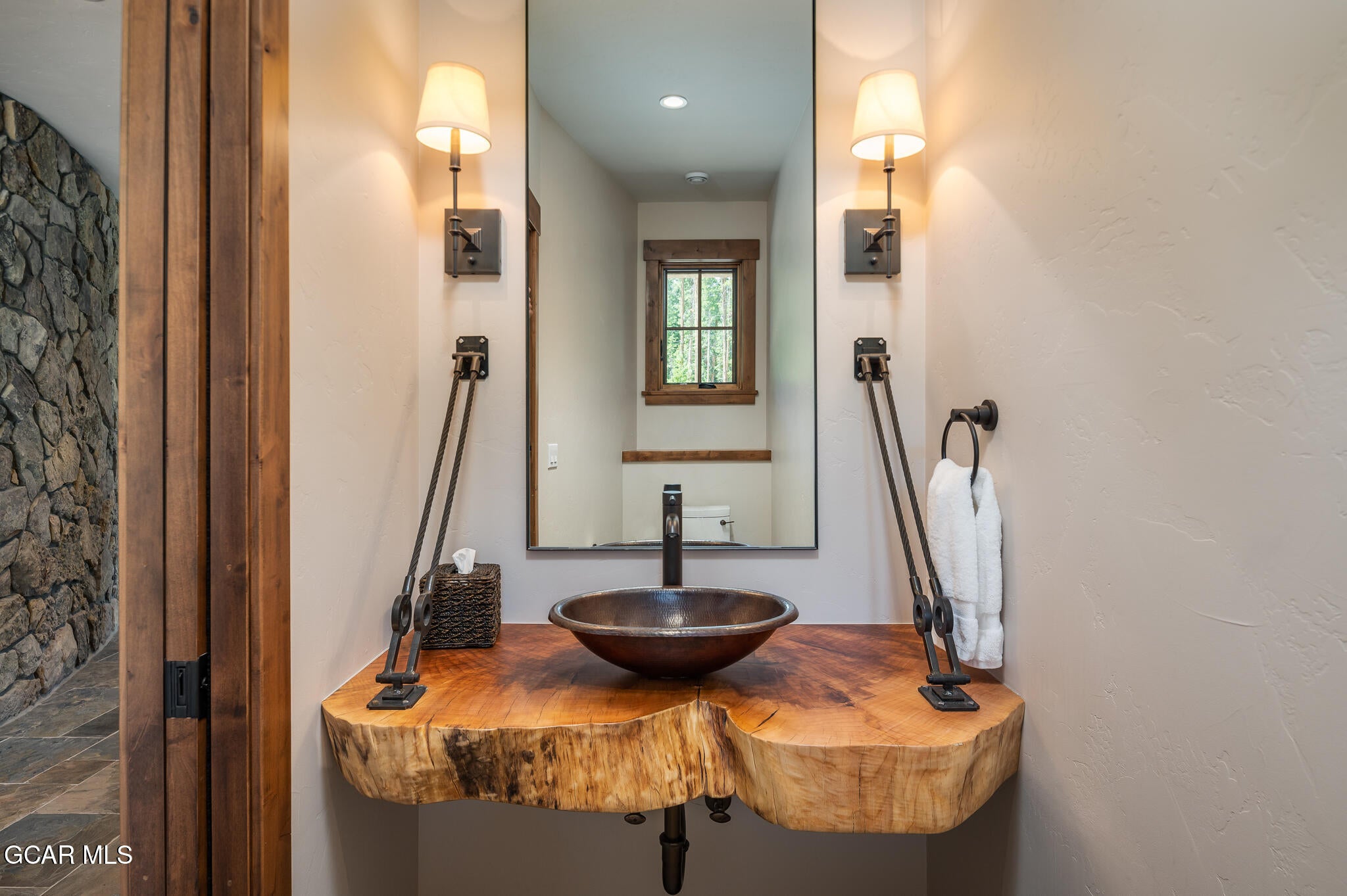 Fraser, Colorado, 80442, United States, 4 Bedrooms Bedrooms, ,4 BathroomsBathrooms,Residential,Active,2007138