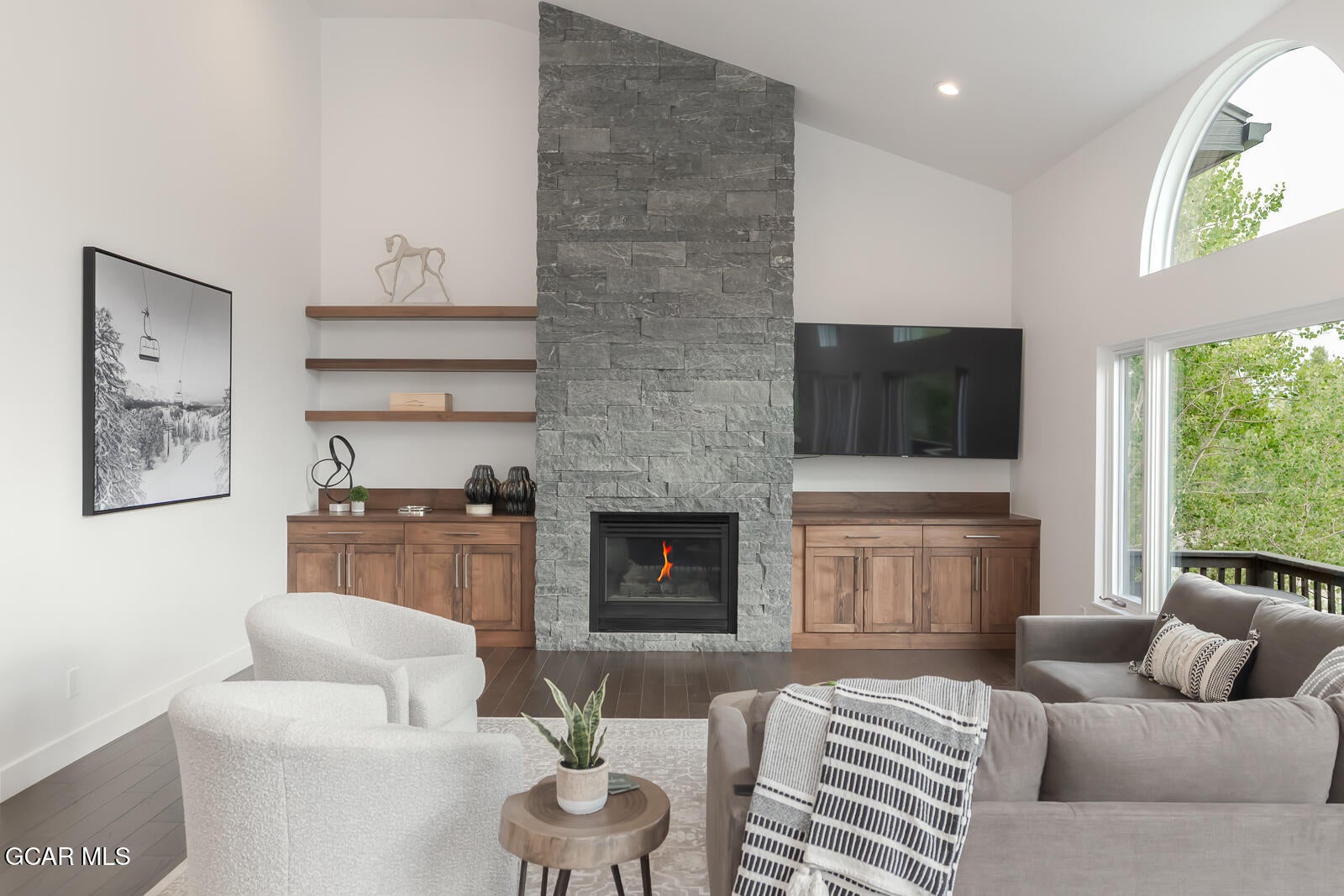Winter Park, Colorado, 80482, United States, 4 Bedrooms Bedrooms, ,5 BathroomsBathrooms,Residential,Active,1894508
