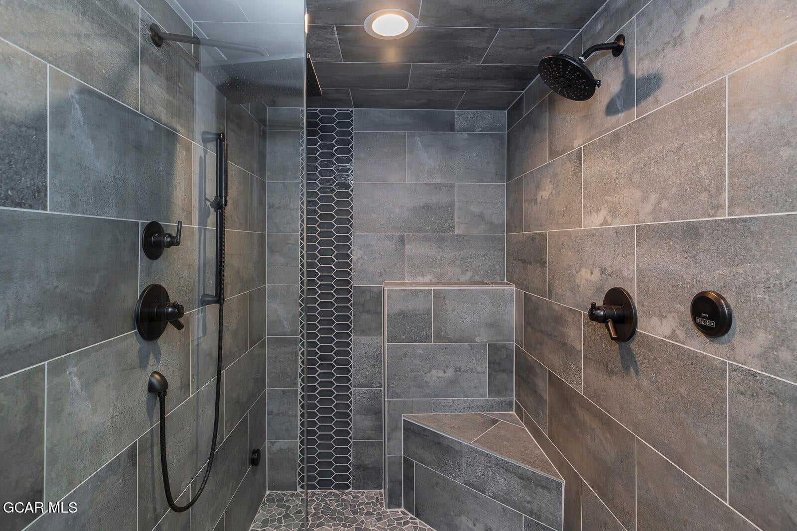 Fraser, Colorado, 80442, United States, 4 Bedrooms Bedrooms, ,6 BathroomsBathrooms,Residential,Active,1987254