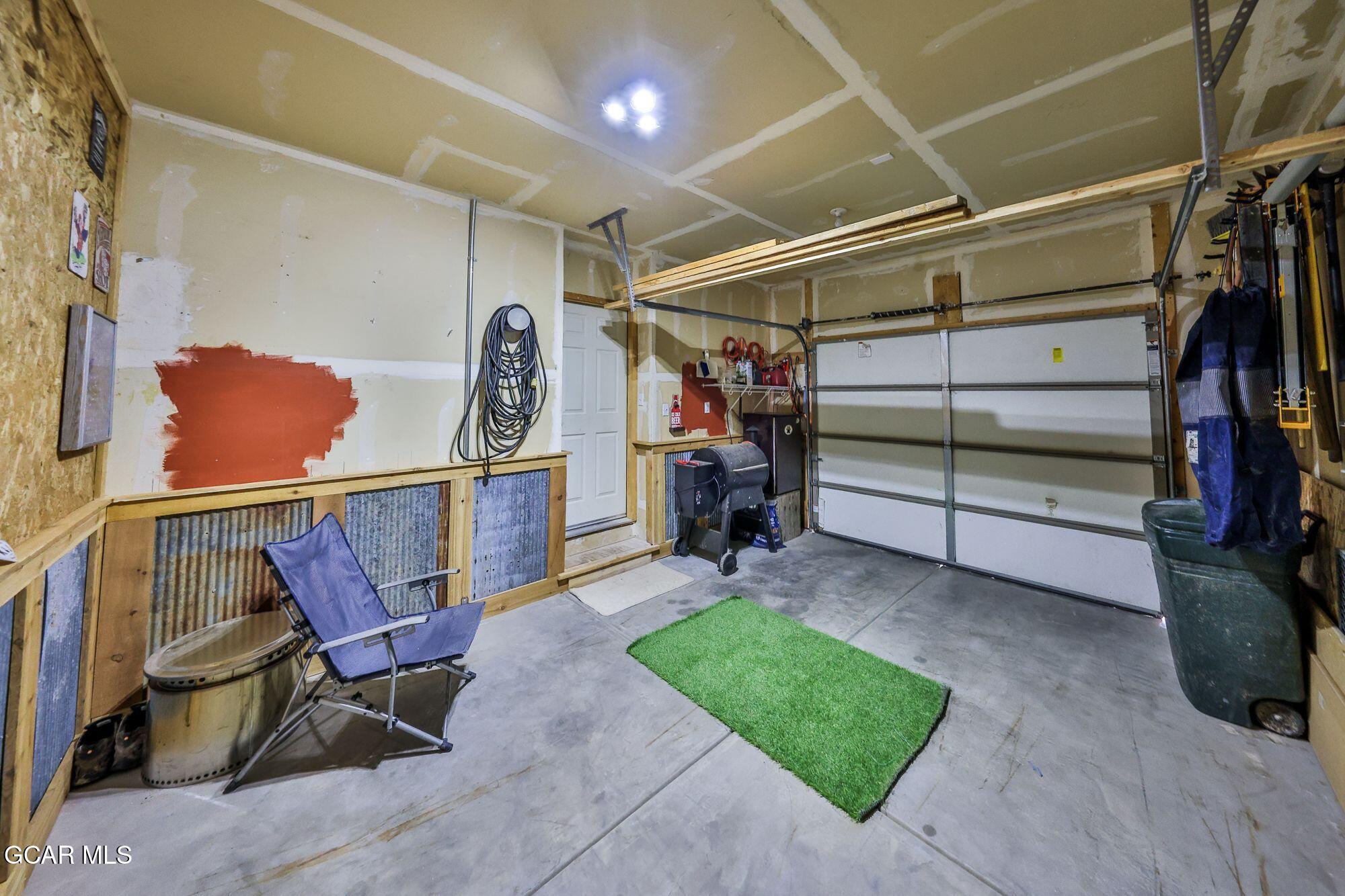 Grand Lake, Colorado, 80447, United States, 4 Bedrooms Bedrooms, ,4 BathroomsBathrooms,Residential,Active,1913029