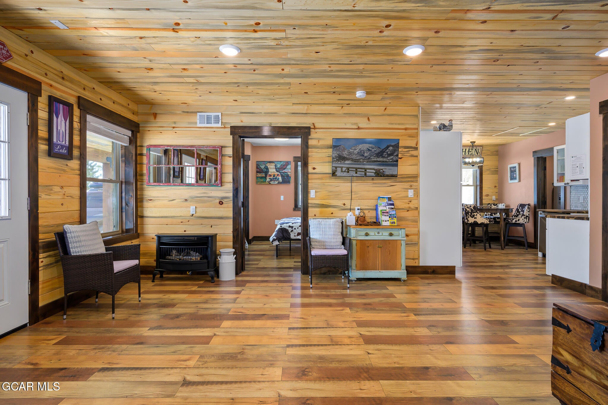 Grand Lake, Colorado, 80447, United States, 8 Bedrooms Bedrooms, ,5 BathroomsBathrooms,Residential,Active,1761255