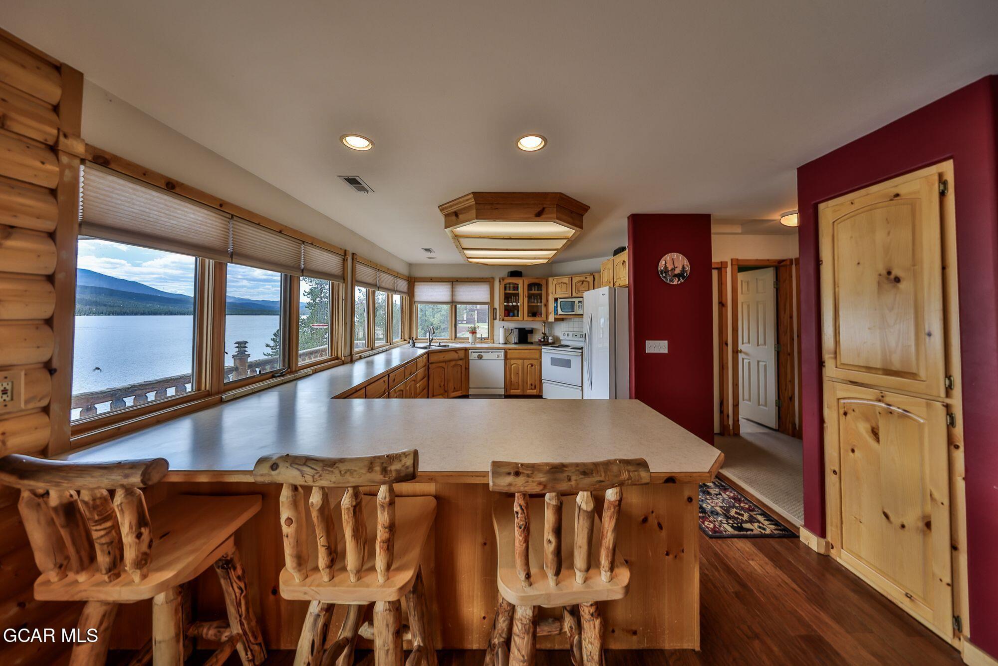 Grand Lake, Colorado, 80447, United States, 4 Bedrooms Bedrooms, ,4 BathroomsBathrooms,Residential,Active,1913029