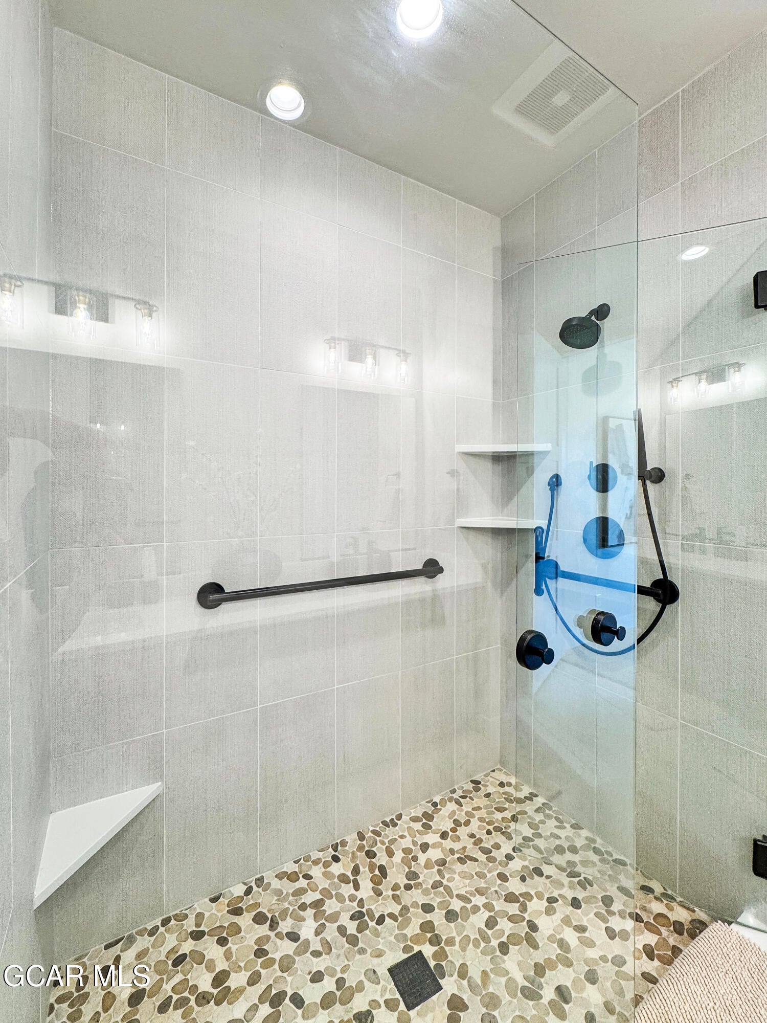 Granby, Colorado, 80446, United States, ,4 BathroomsBathrooms,Residential,Active,1843405