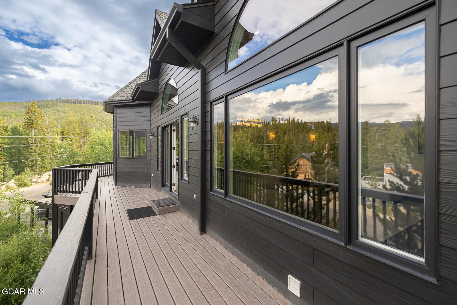 Winter Park, Colorado, 80482, United States, 4 Bedrooms Bedrooms, ,5 BathroomsBathrooms,Residential,Active,1894508