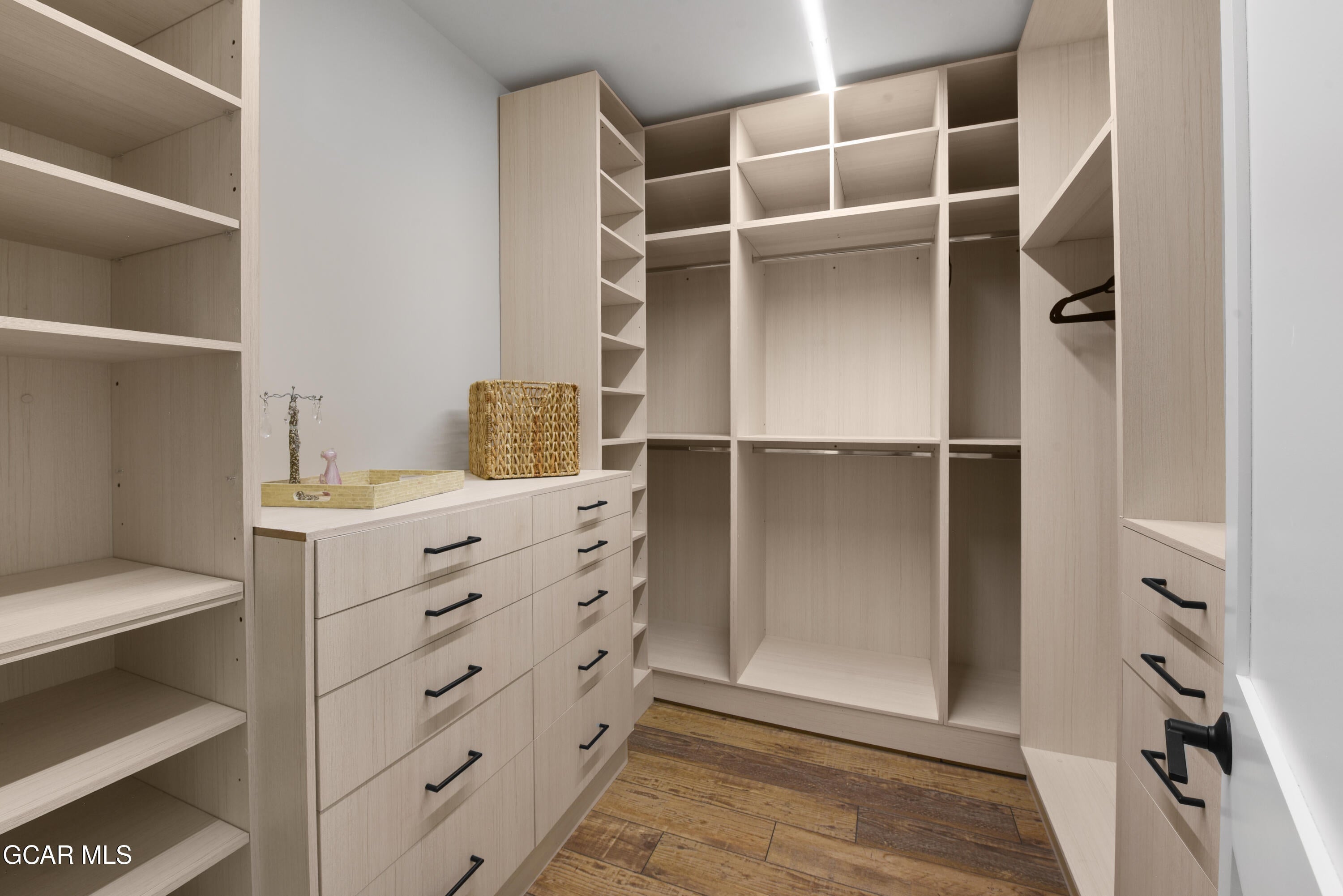 Tabernash, Colorado, 80478, United States, 4 Bedrooms Bedrooms, ,6 BathroomsBathrooms,Residential,Active,1922548