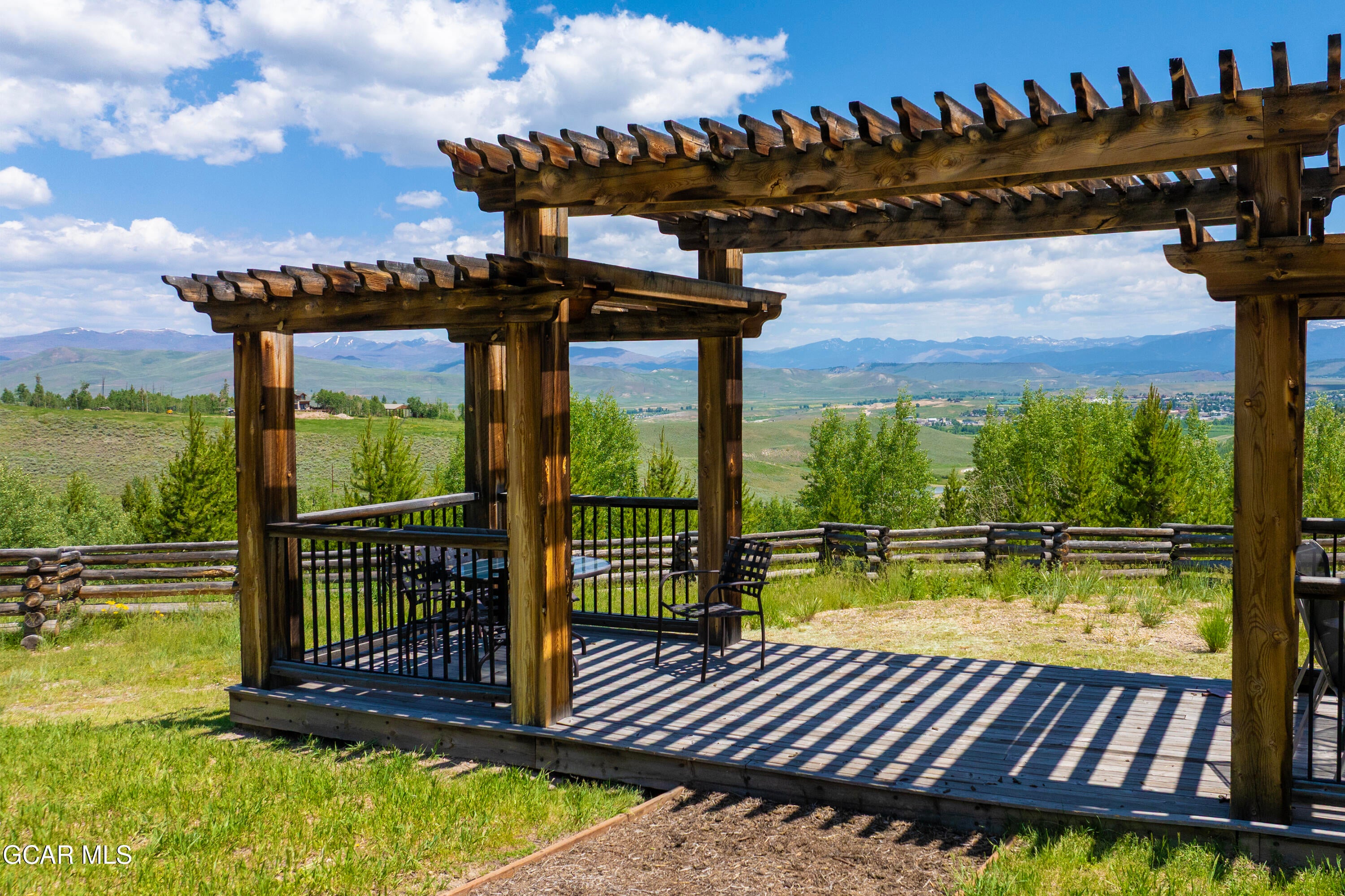 Granby, Colorado, 80446, United States, 6 Bedrooms Bedrooms, ,1 BathroomBathrooms,Residential,Active,2009829