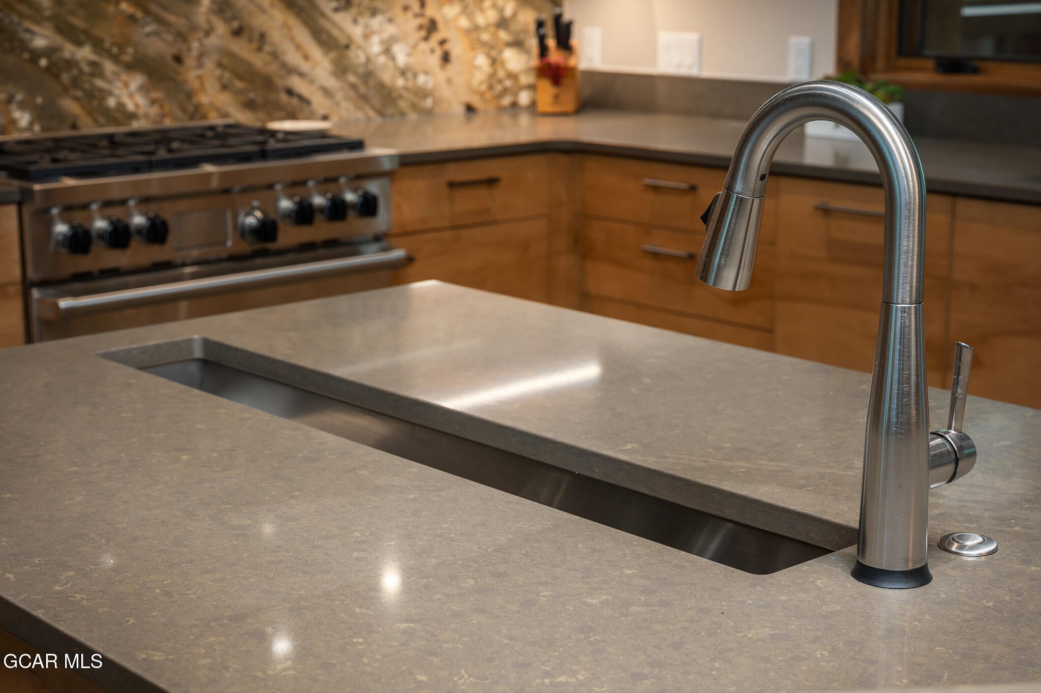 Fraser, Colorado, 80442, United States, 4 Bedrooms Bedrooms, ,4 BathroomsBathrooms,Residential,Active,2007138