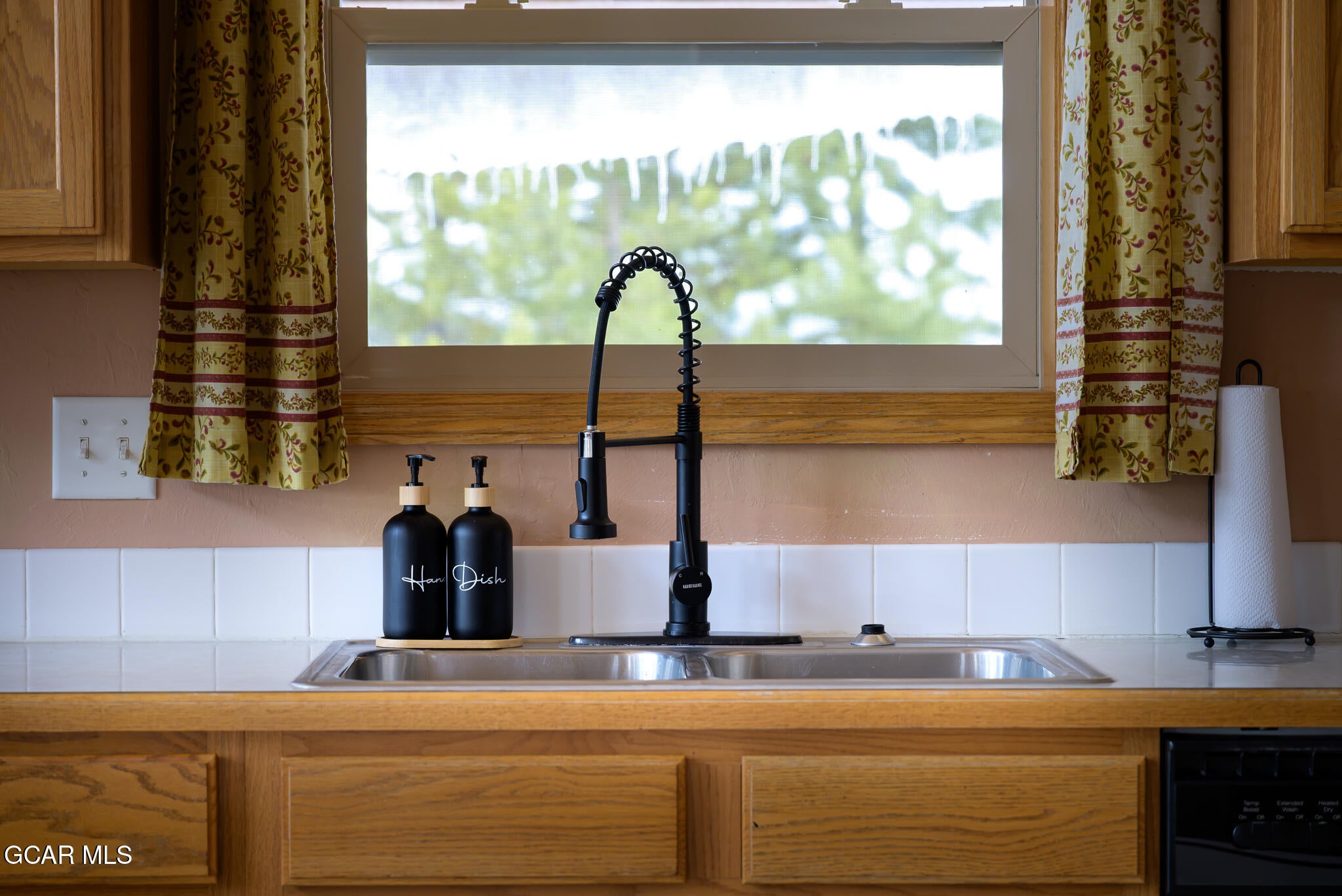 Grand Lake, Colorado, 80447, United States, 8 Bedrooms Bedrooms, ,5 BathroomsBathrooms,Residential,Active,1761255