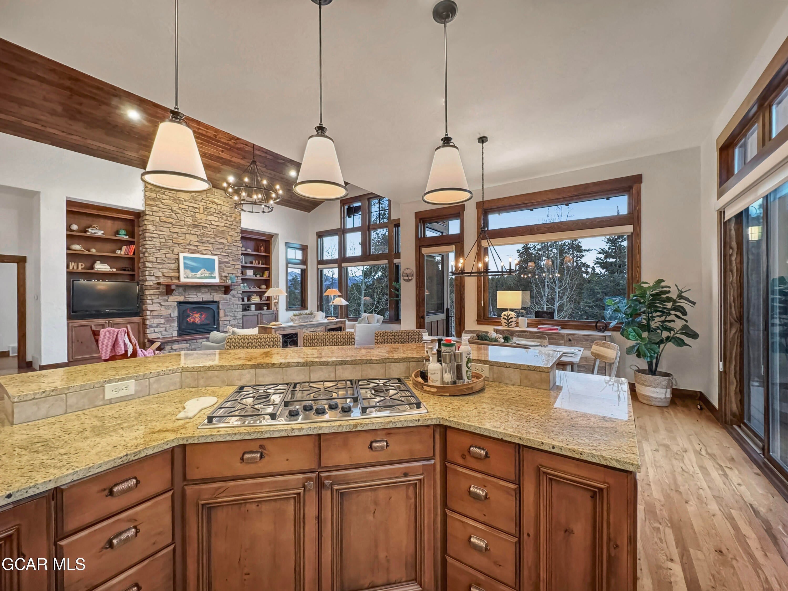 Tabernash, Colorado, 80478, United States, 4 Bedrooms Bedrooms, ,4 BathroomsBathrooms,Residential,Active,2017443