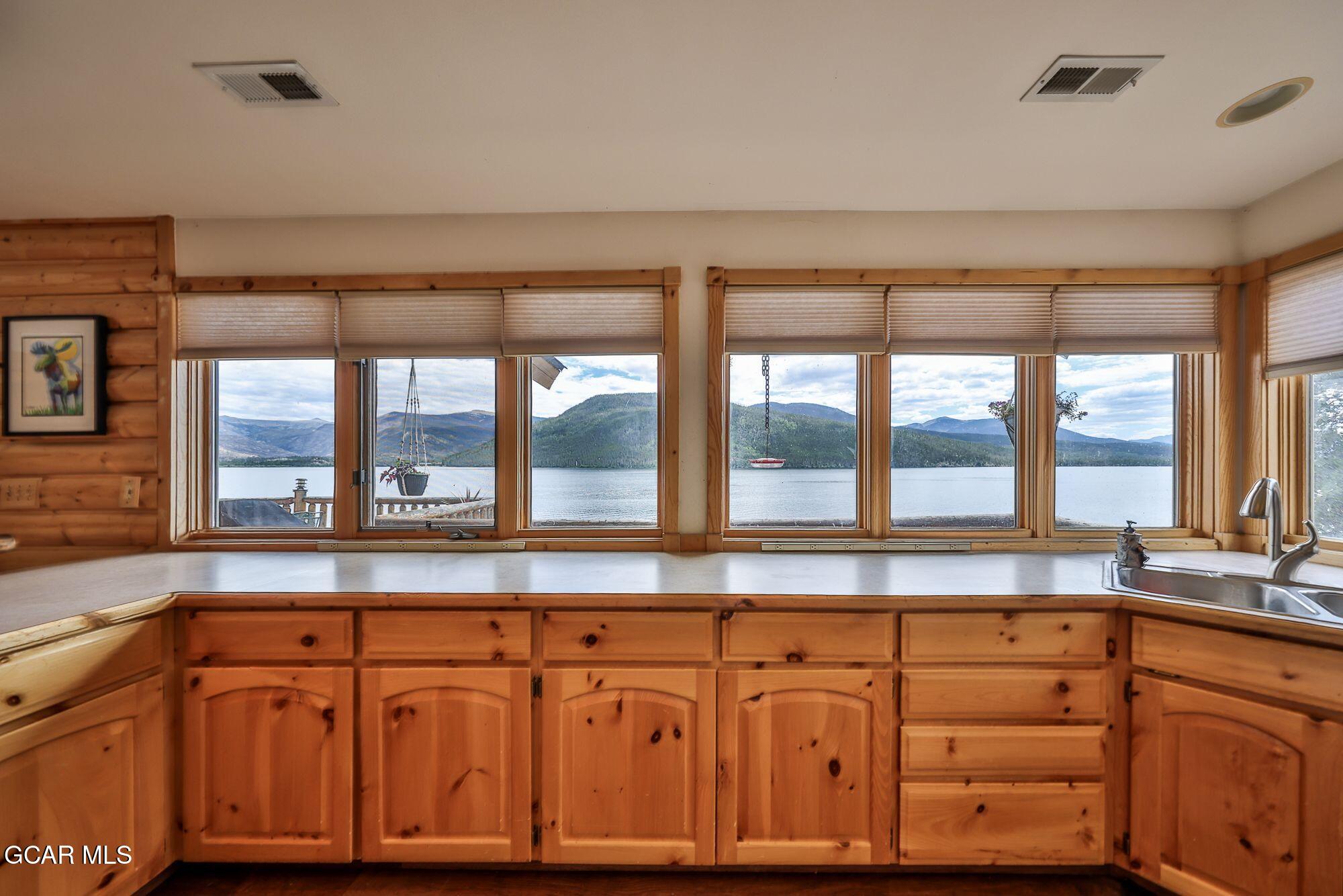 Grand Lake, Colorado, 80447, United States, 4 Bedrooms Bedrooms, ,4 BathroomsBathrooms,Residential,Active,1913029