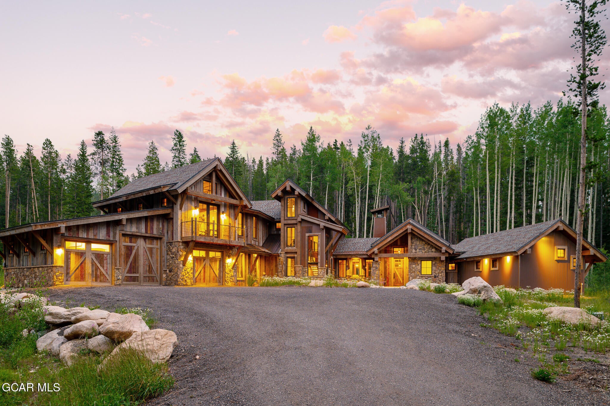 Fraser, Colorado, 80442, United States, 4 Bedrooms Bedrooms, ,4 BathroomsBathrooms,Residential,Active,2007138