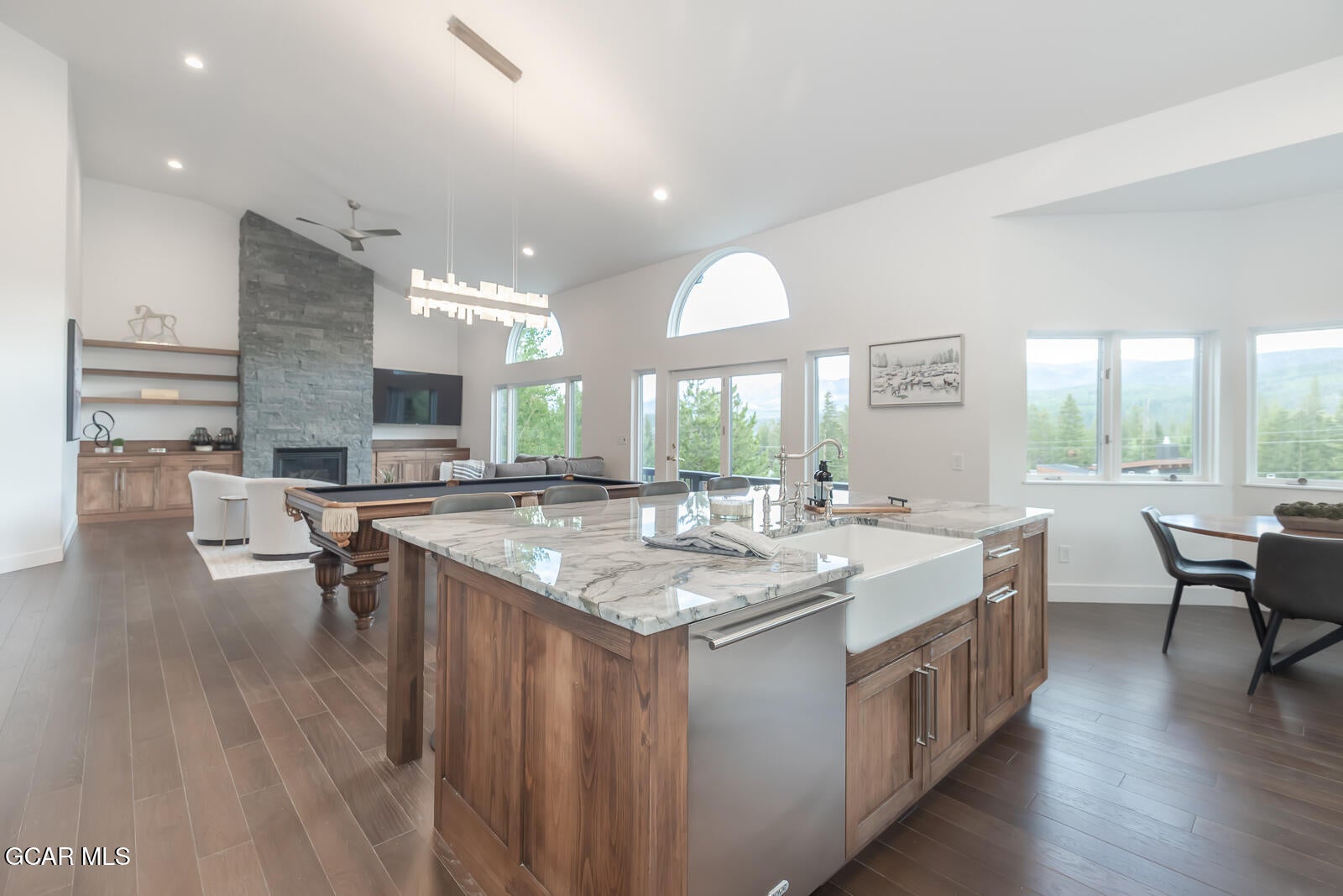 Winter Park, Colorado, 80482, United States, 4 Bedrooms Bedrooms, ,5 BathroomsBathrooms,Residential,Active,1894508