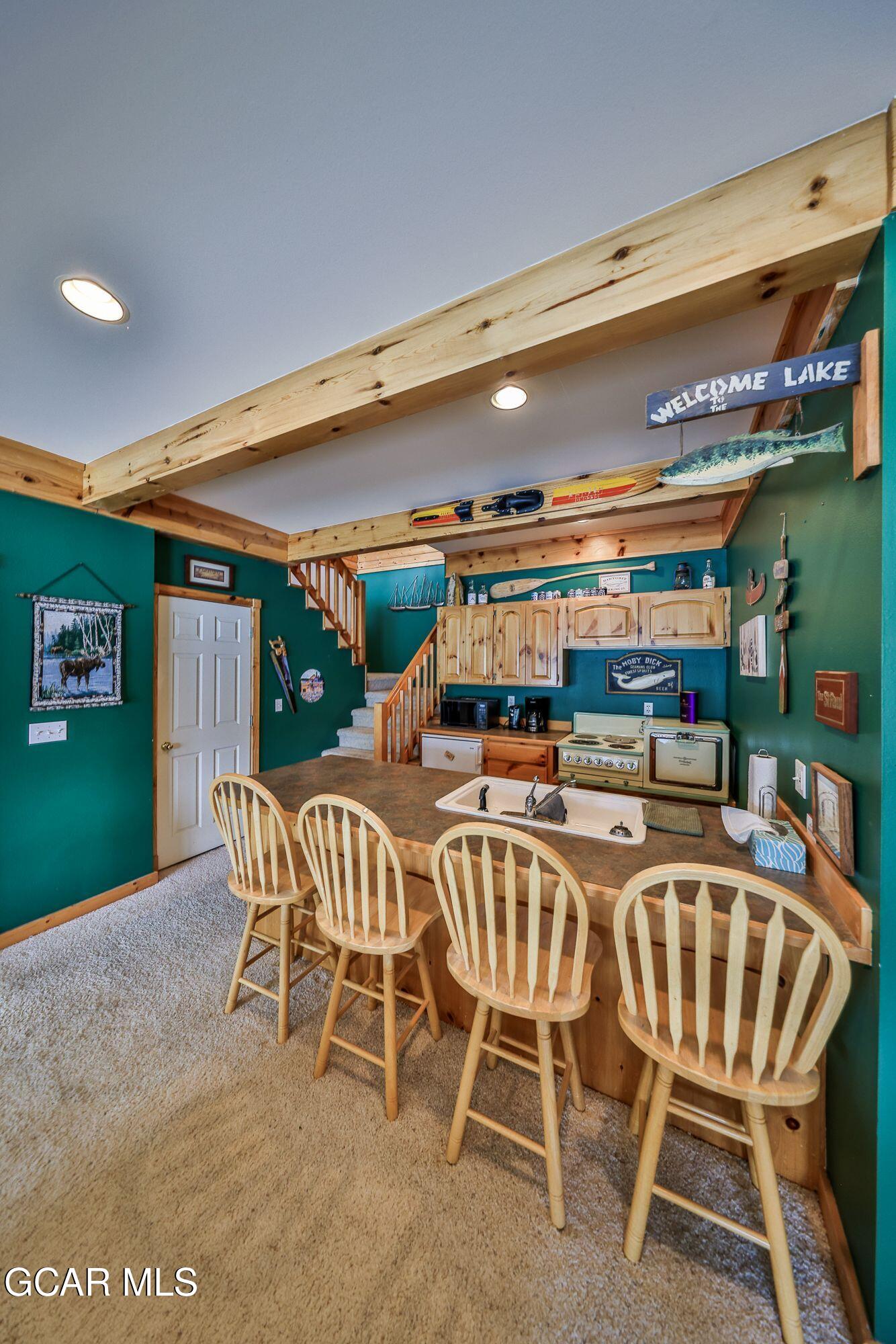 Grand Lake, Colorado, 80447, United States, 4 Bedrooms Bedrooms, ,4 BathroomsBathrooms,Residential,Active,1913029