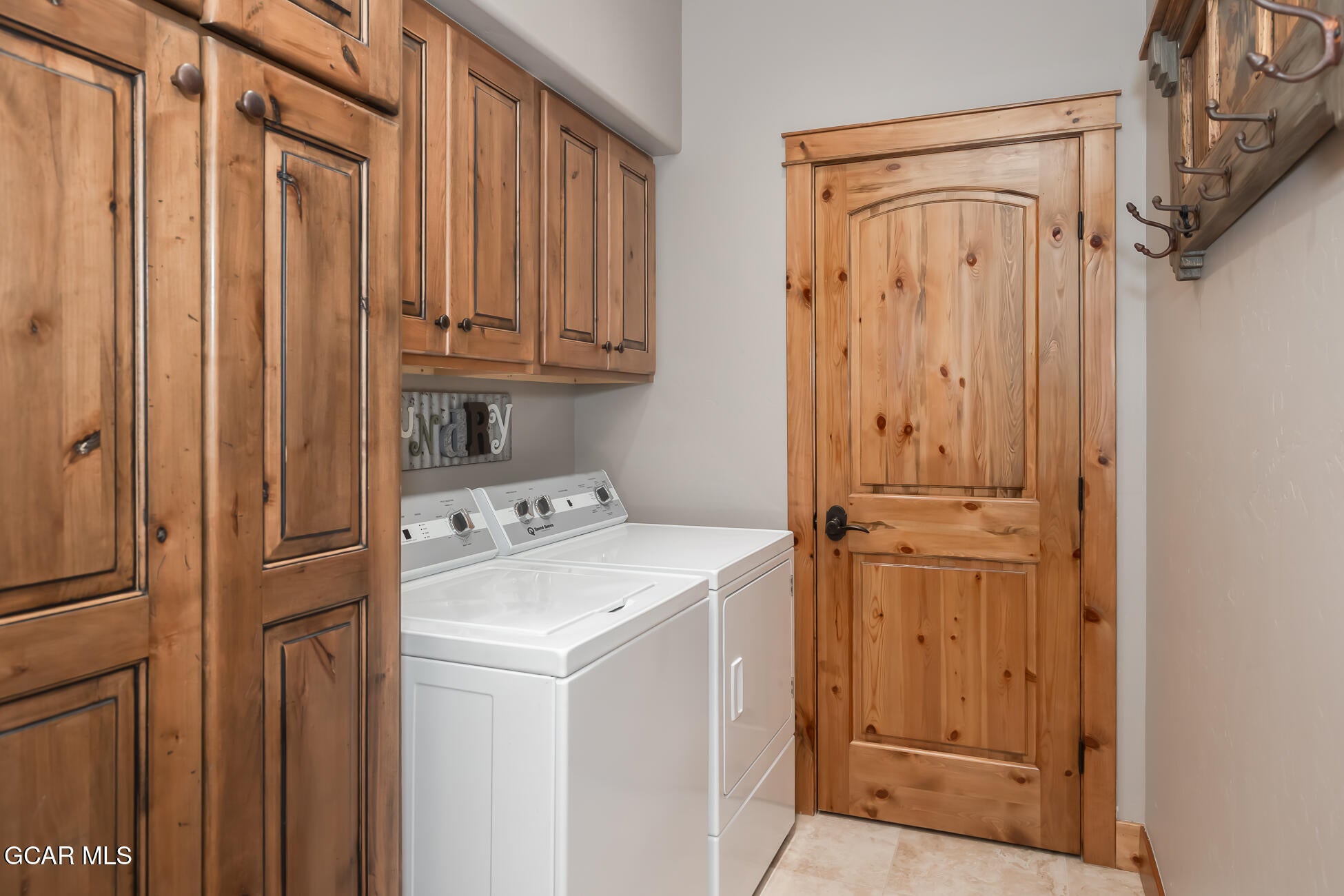 Winter Park, Colorado, 80482, United States, 5 Bedrooms Bedrooms, ,5 BathroomsBathrooms,Residential,Active,2006912