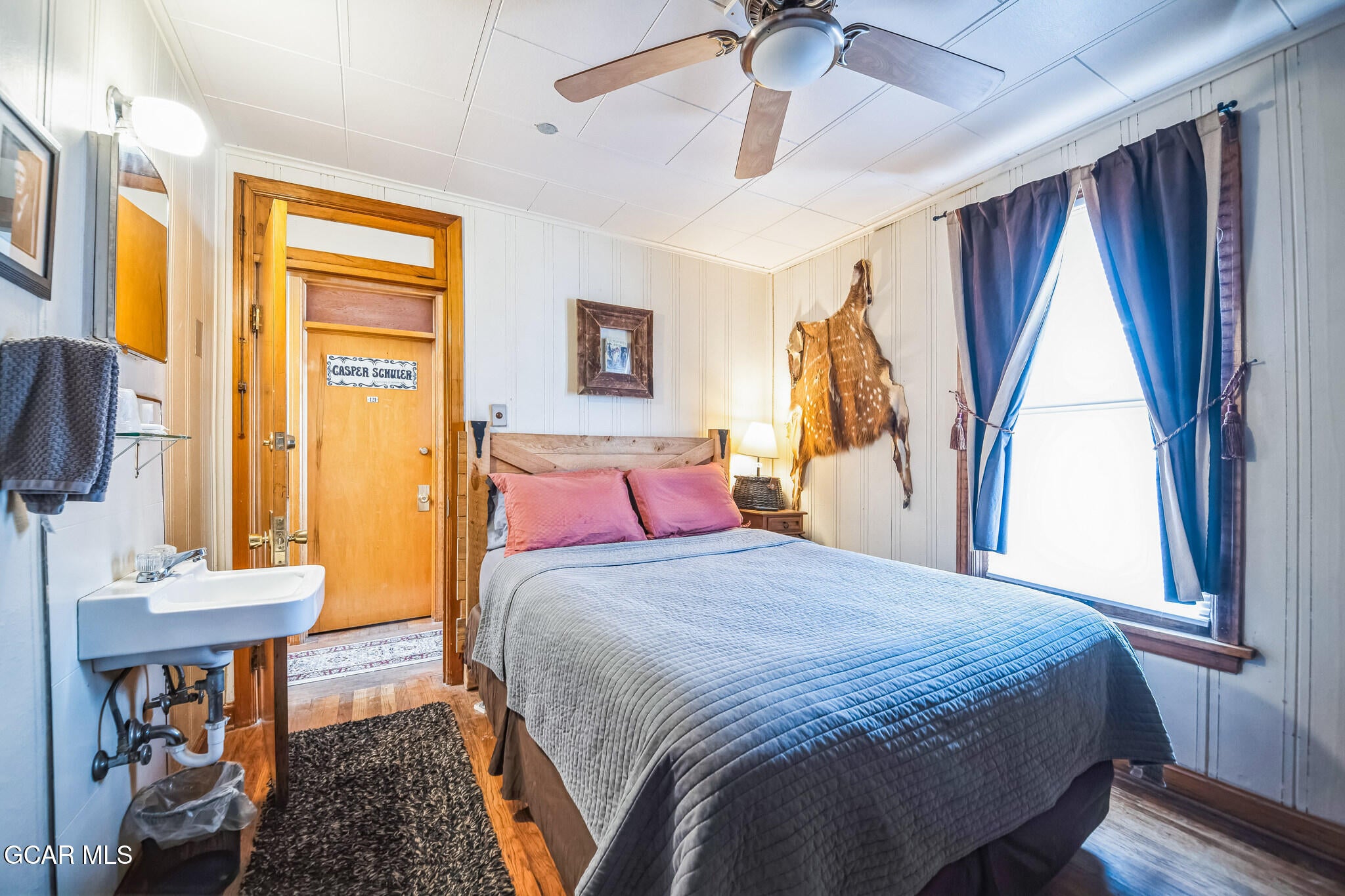 Kremmling, Colorado, 80459, United States, 30 Bedrooms Bedrooms, ,18 BathroomsBathrooms,Residential,Active,2009820