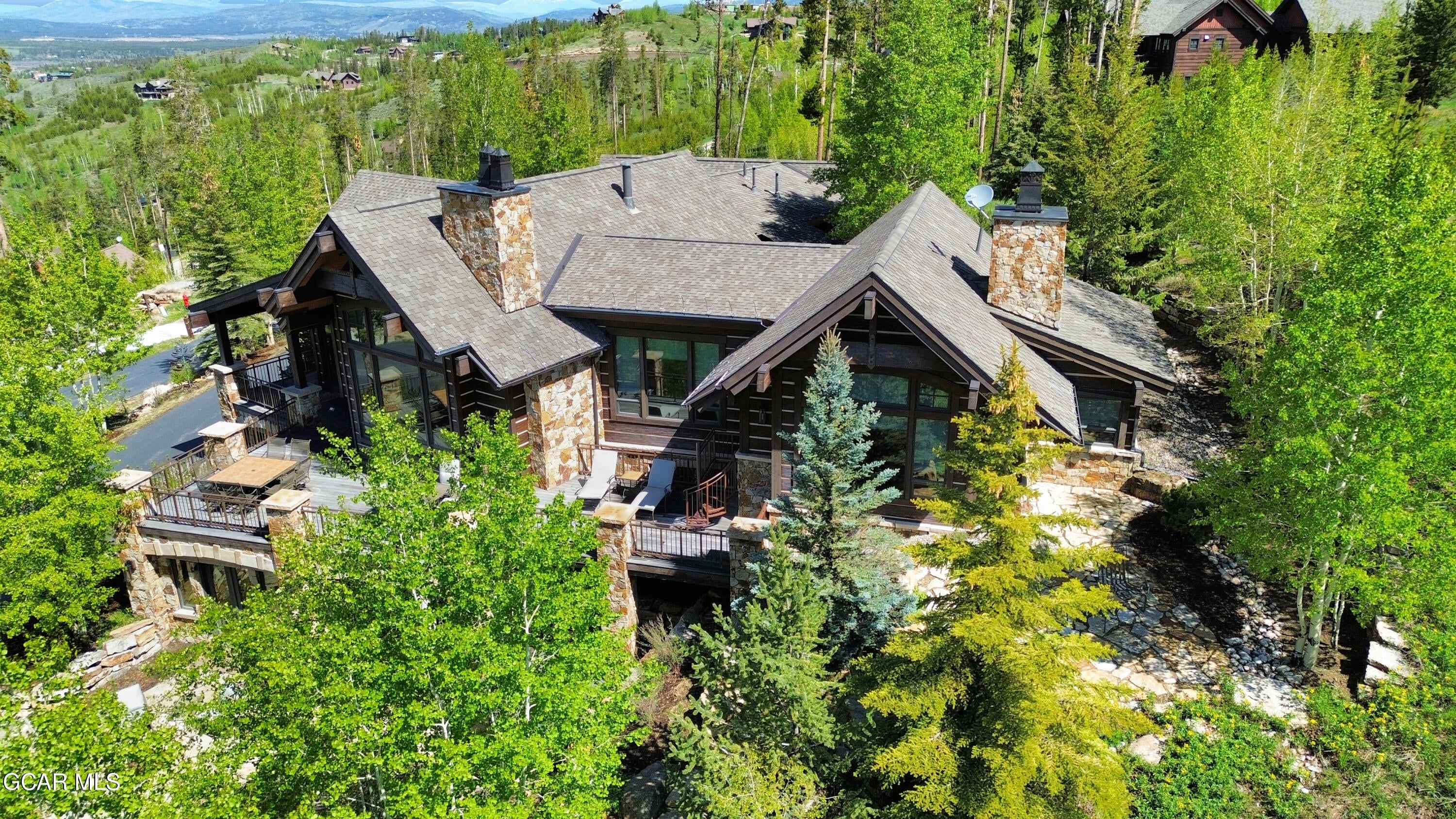 Fraser, Colorado, 80442, United States, 4 Bedrooms Bedrooms, ,6 BathroomsBathrooms,Residential,Active,1987254