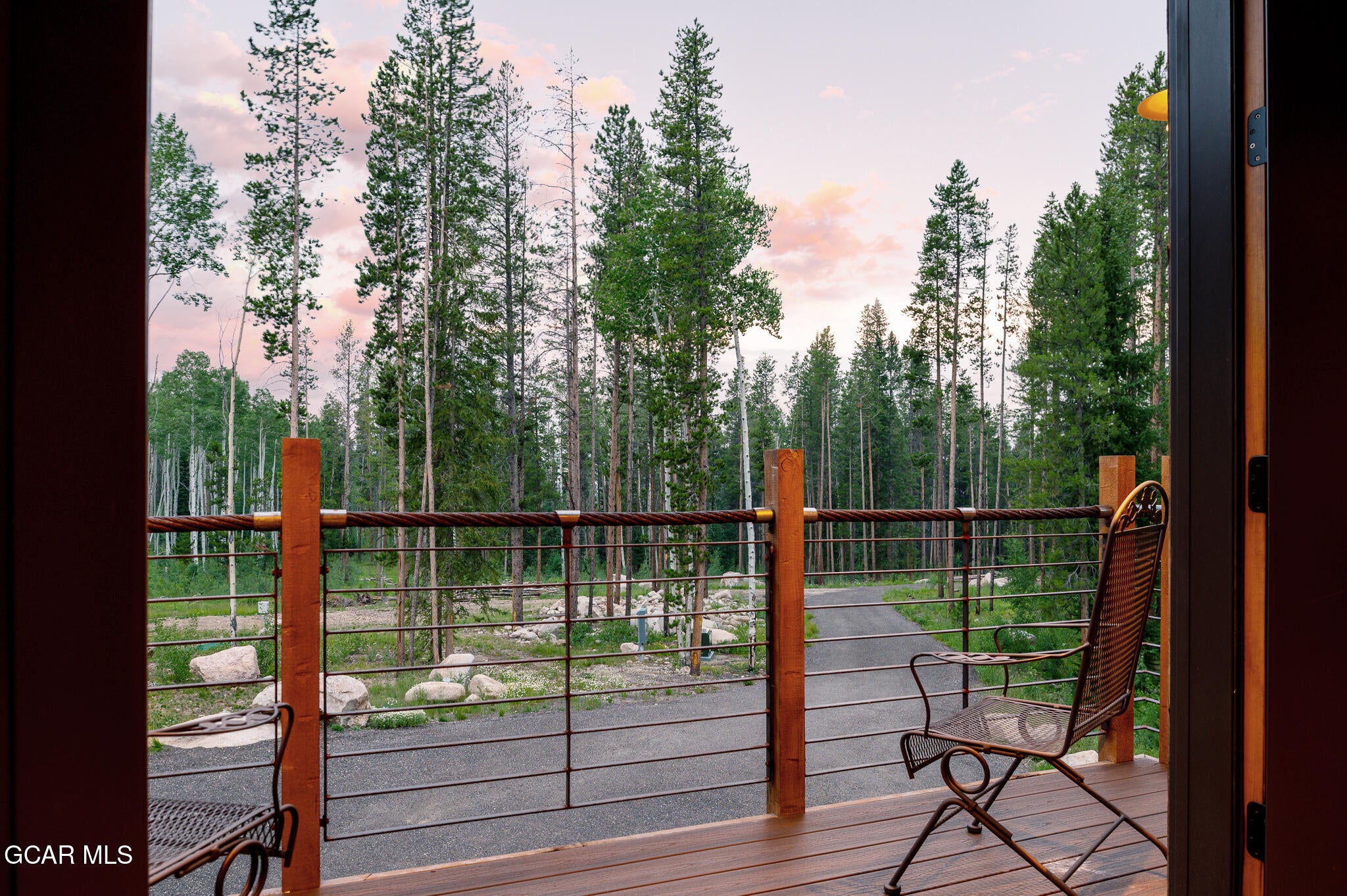 Fraser, Colorado, 80442, United States, 4 Bedrooms Bedrooms, ,4 BathroomsBathrooms,Residential,Active,2007138