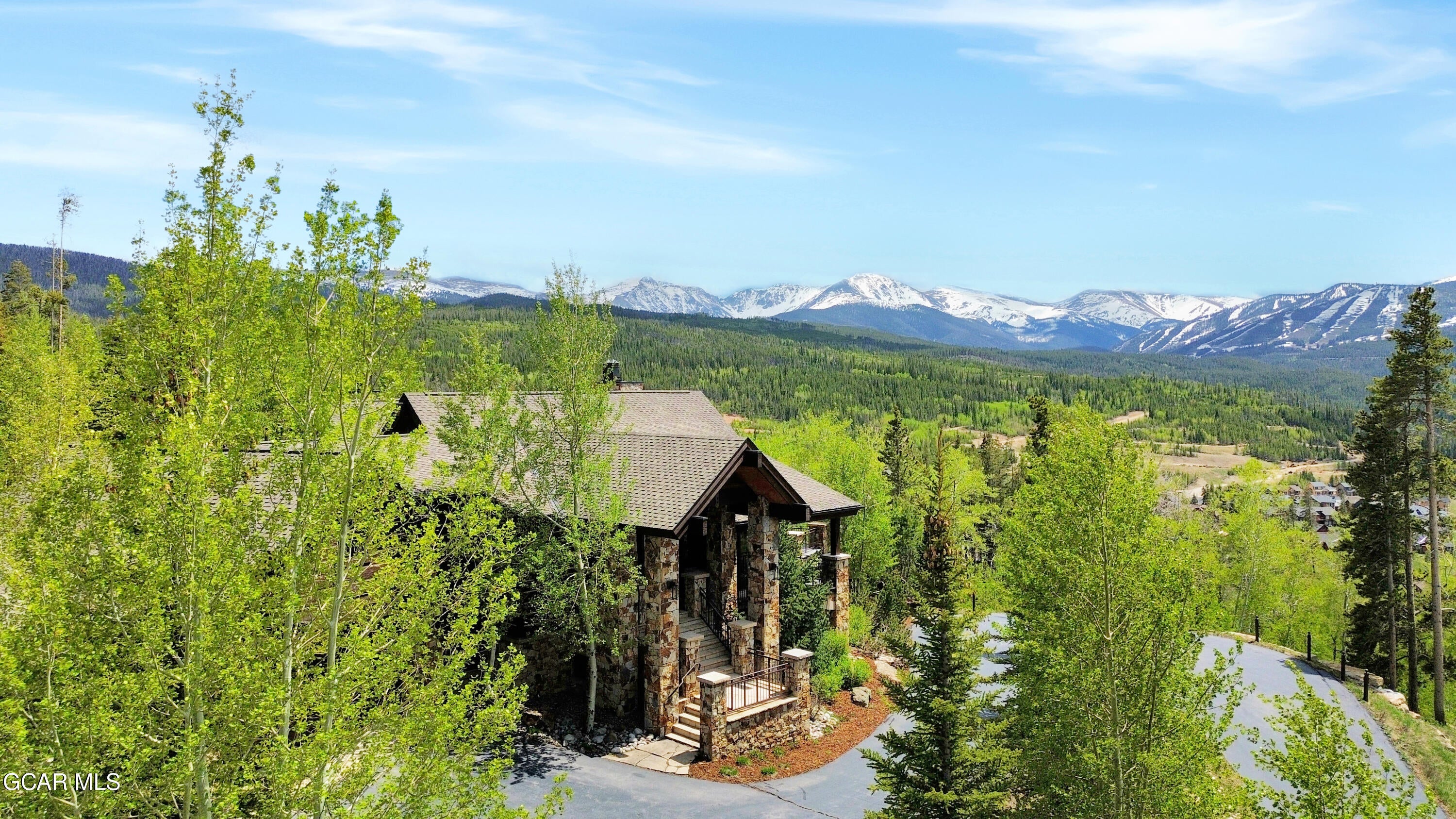 Fraser, Colorado, 80442, United States, 4 Bedrooms Bedrooms, ,6 BathroomsBathrooms,Residential,Active,1987254