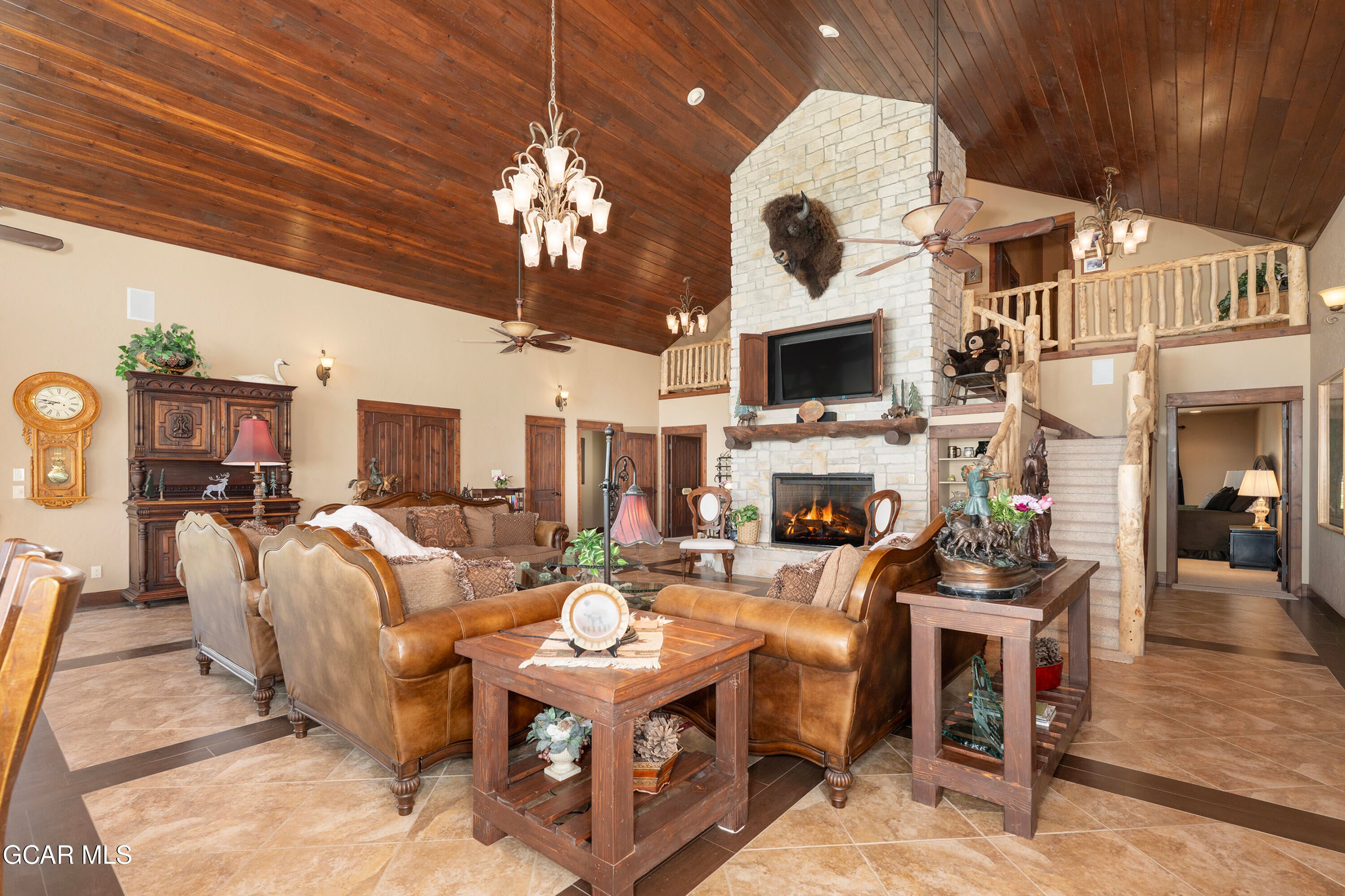 Granby, Colorado, 80446, United States, 11 Bedrooms Bedrooms, ,1 BathroomBathrooms,Residential,Active,1909640