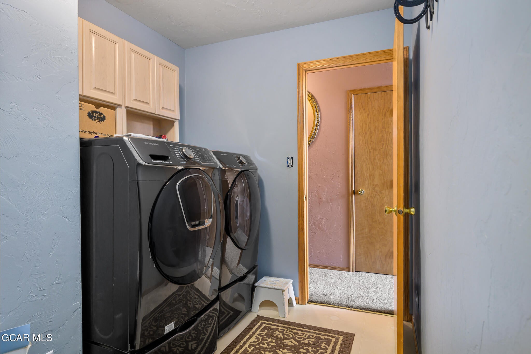 Grand Lake, Colorado, 80447, United States, 8 Bedrooms Bedrooms, ,5 BathroomsBathrooms,Residential,Active,1761255