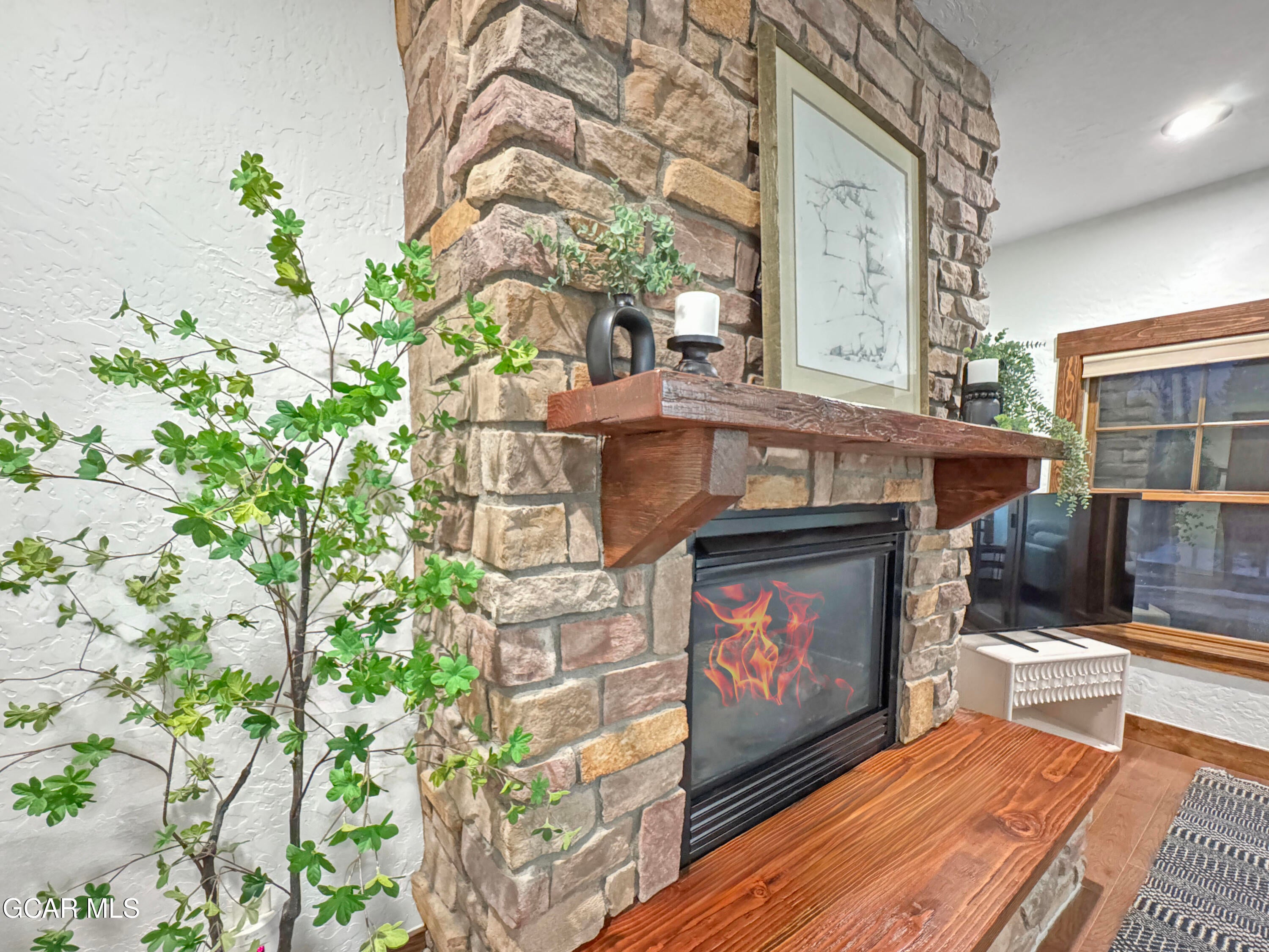 Tabernash, Colorado, 80478, United States, 4 Bedrooms Bedrooms, ,4 BathroomsBathrooms,Residential,Active,2017443