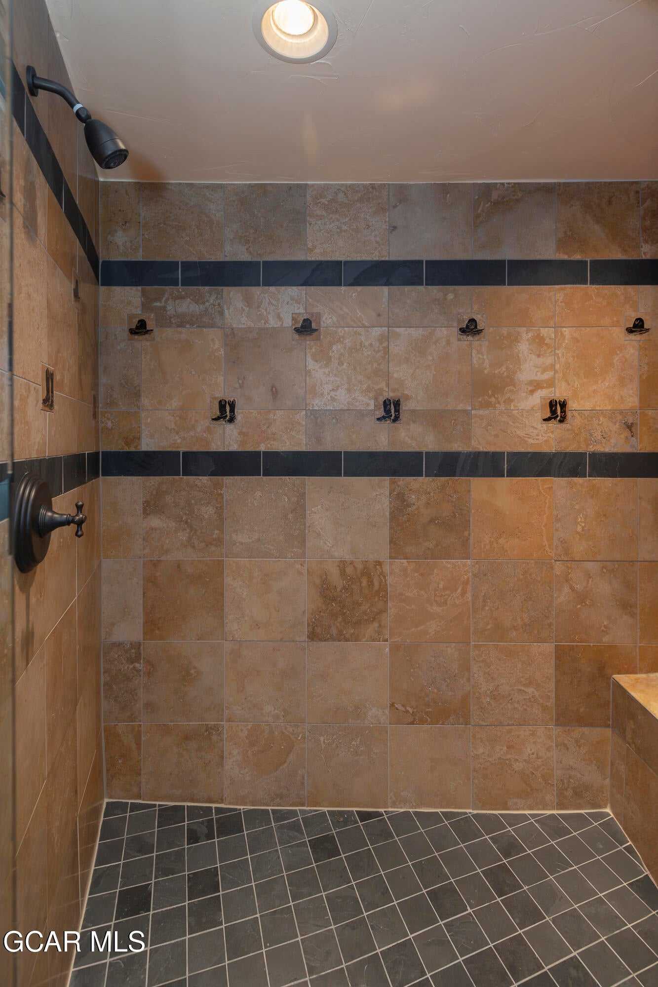 Fraser, Colorado, 80442, United States, 4 Bedrooms Bedrooms, ,6 BathroomsBathrooms,Residential,Active,1987254