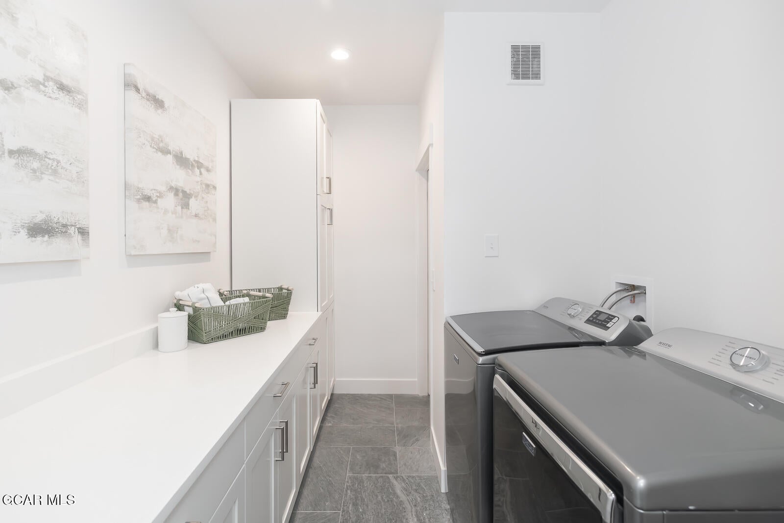 Winter Park, Colorado, 80482, United States, 4 Bedrooms Bedrooms, ,5 BathroomsBathrooms,Residential,Active,1894508