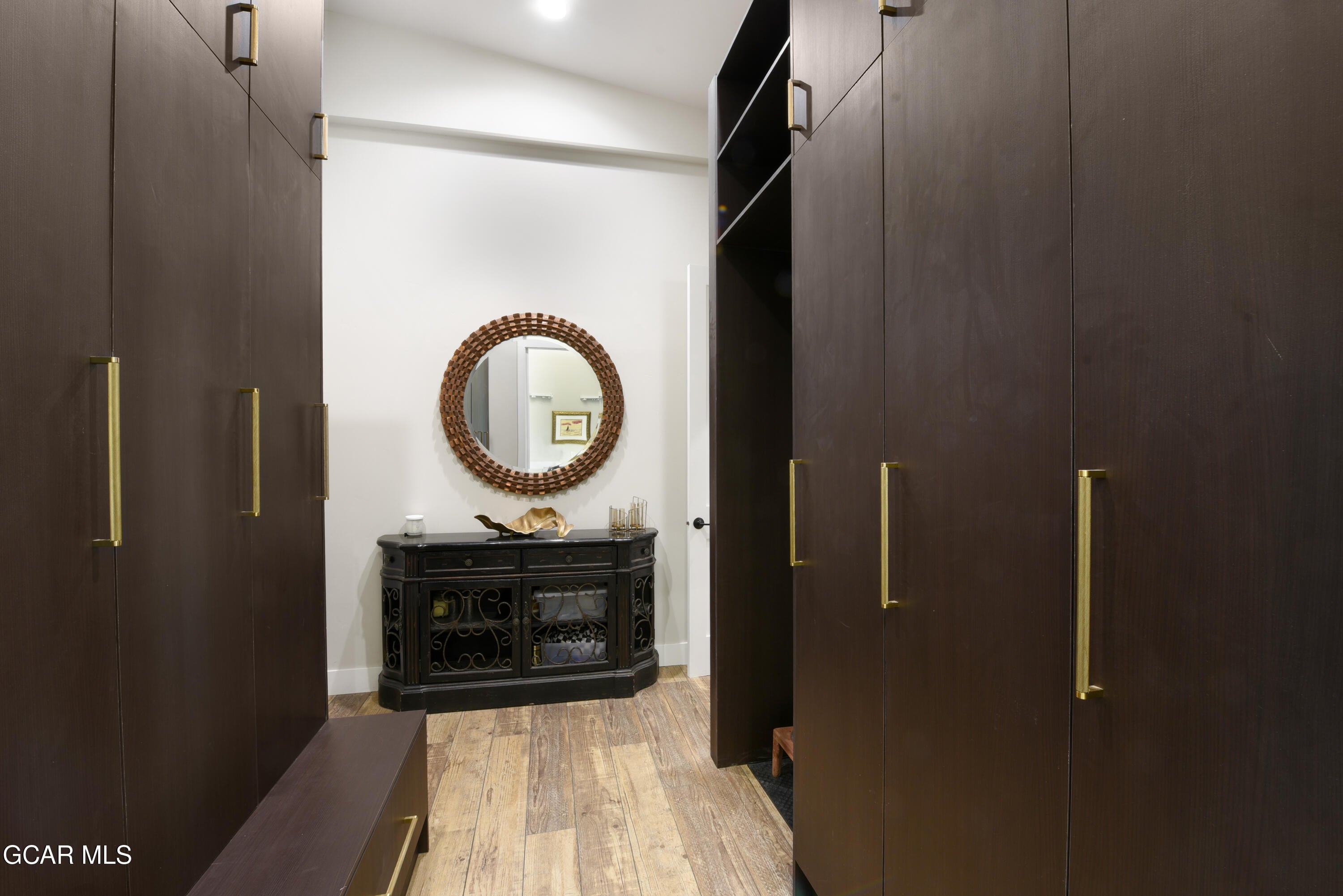 Tabernash, Colorado, 80478, United States, 4 Bedrooms Bedrooms, ,6 BathroomsBathrooms,Residential,Active,1922548