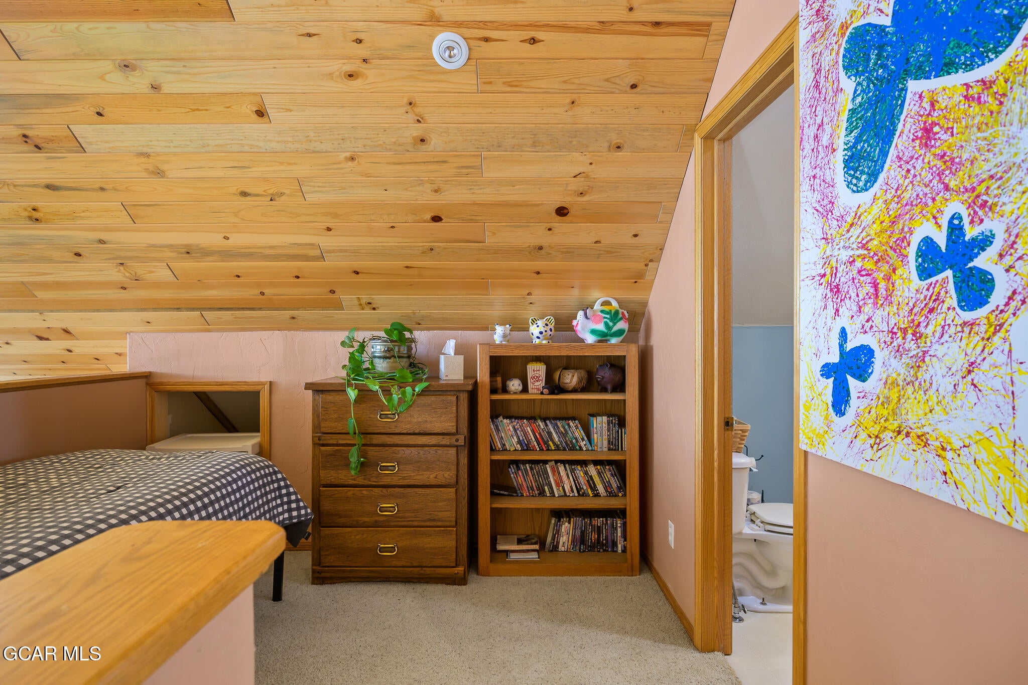 Grand Lake, Colorado, 80447, United States, 8 Bedrooms Bedrooms, ,5 BathroomsBathrooms,Residential,Active,1761255