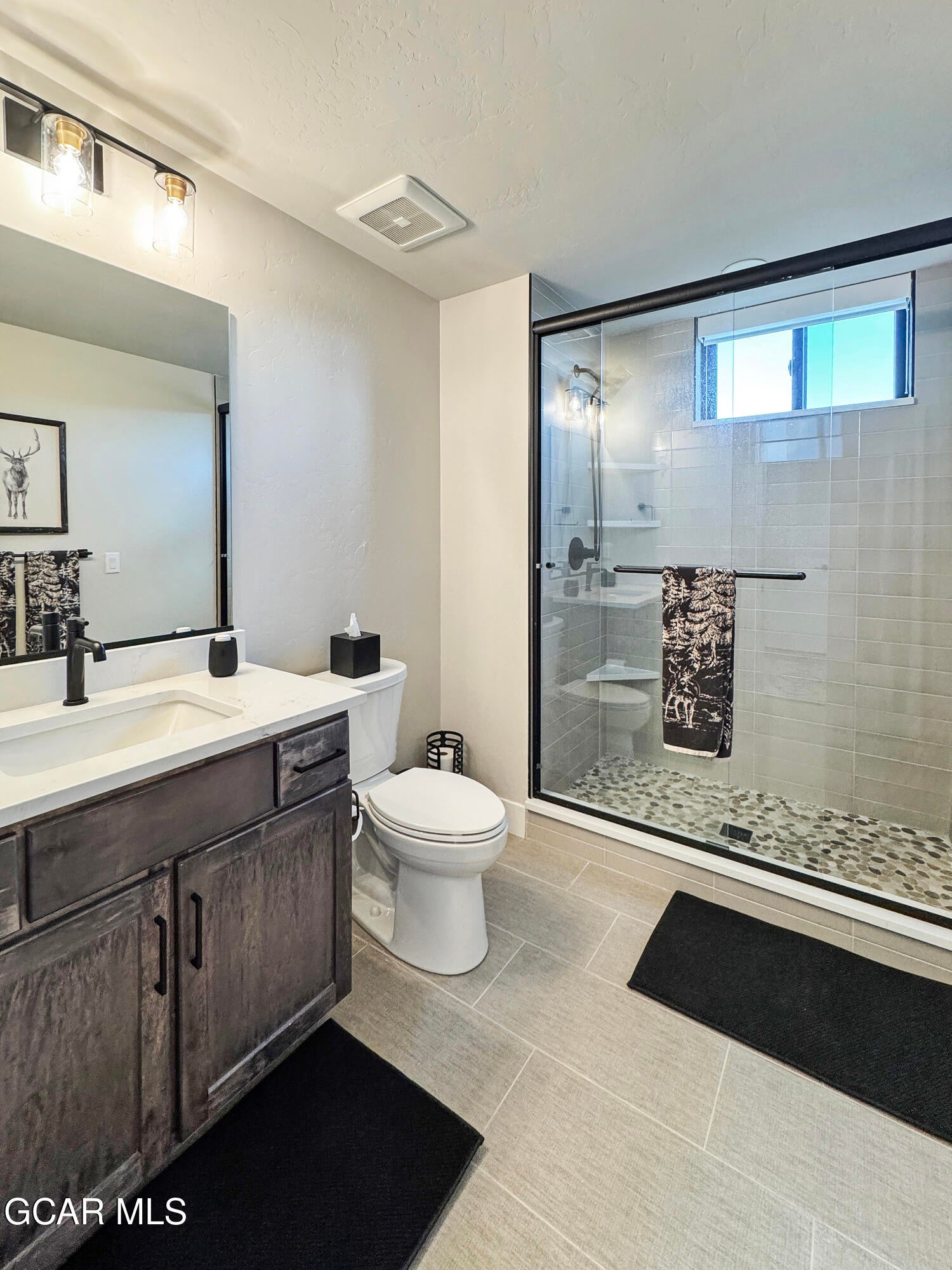 Granby, Colorado, 80446, United States, ,4 BathroomsBathrooms,Residential,Active,1843405