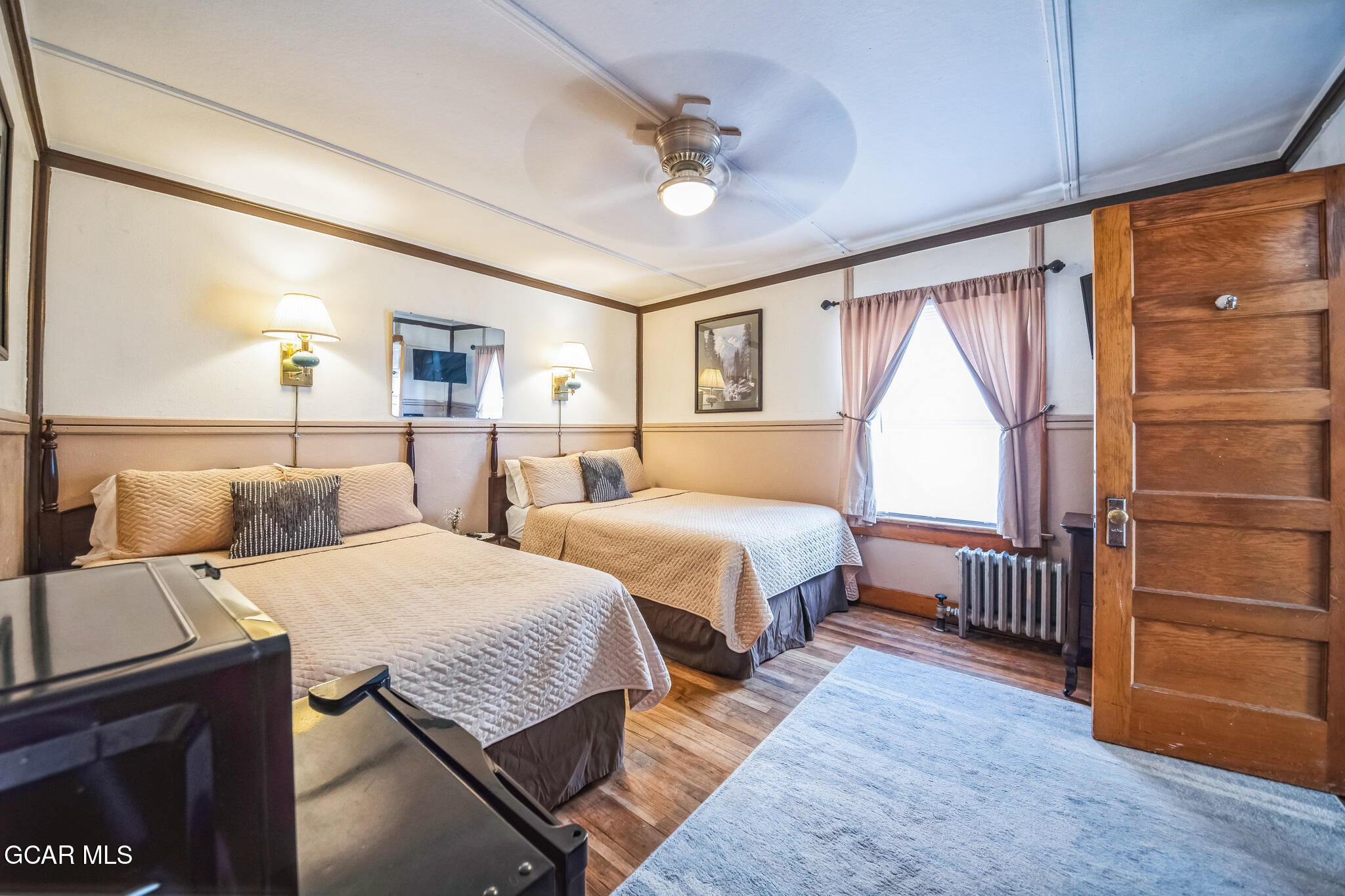 Kremmling, Colorado, 80459, United States, 30 Bedrooms Bedrooms, ,18 BathroomsBathrooms,Residential,Active,2009820