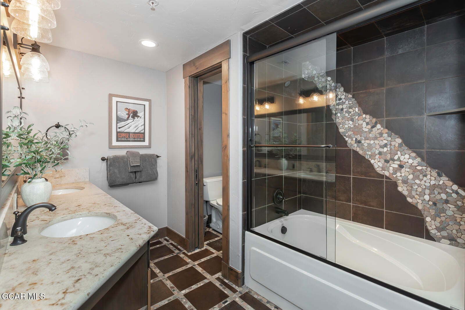 Fraser, Colorado, 80442, United States, 4 Bedrooms Bedrooms, ,6 BathroomsBathrooms,Residential,Active,1987254