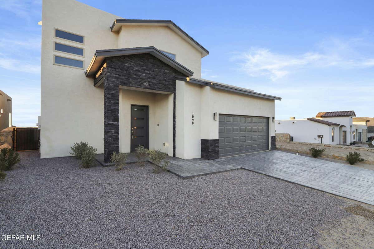 1099 BRONZE HILL AVE, SANTA TERESA, NM 88008, photo 1 of 47