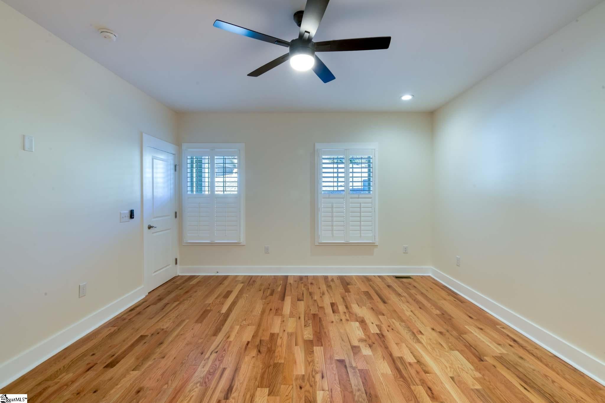 Seneca, South Carolina, 29672, United States, 3 Bedrooms Bedrooms, ,4 BathroomsBathrooms,Residential,Active,2006951