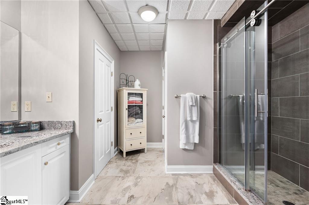 Anderson, South Carolina, 29625, United States, 4 Bedrooms Bedrooms, ,5 BathroomsBathrooms,Residential,Active,1997644