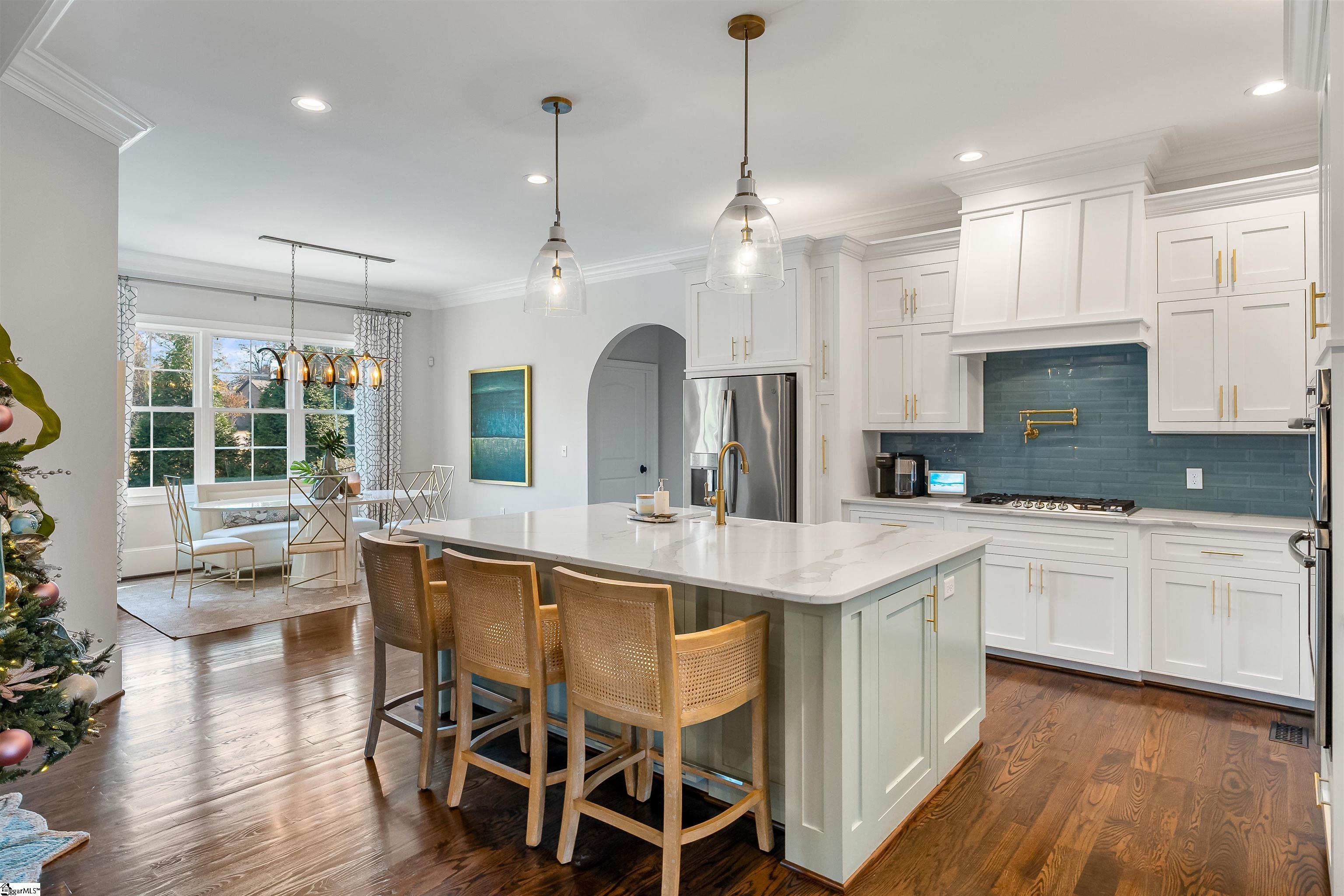 Anderson, South Carolina, 29621, United States, 5 Bedrooms Bedrooms, ,7 BathroomsBathrooms,Residential,Active,2009408