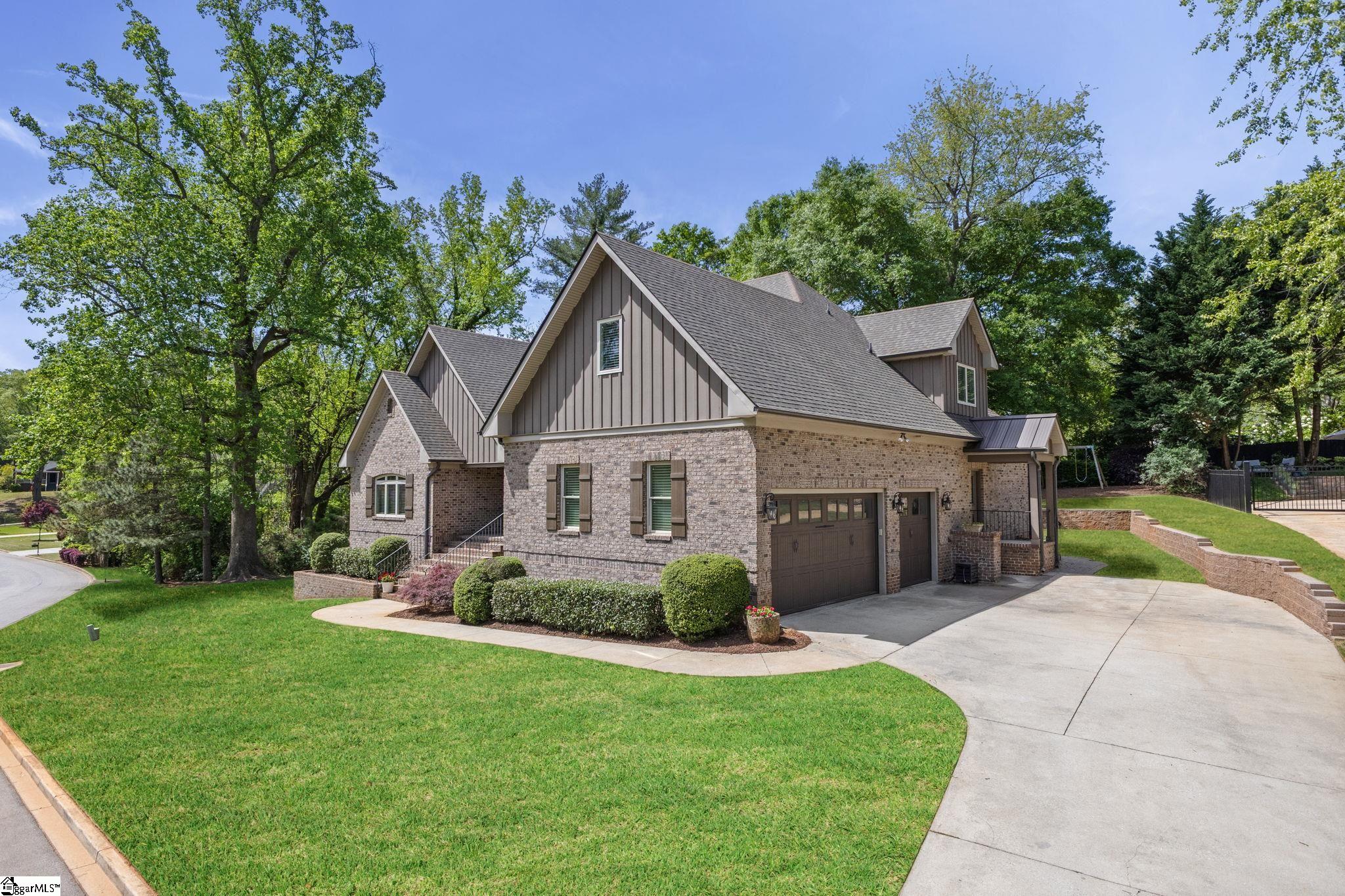 Greenville, South Carolina, 29609, United States, 5 Bedrooms Bedrooms, ,5 BathroomsBathrooms,Residential,Active,1914625