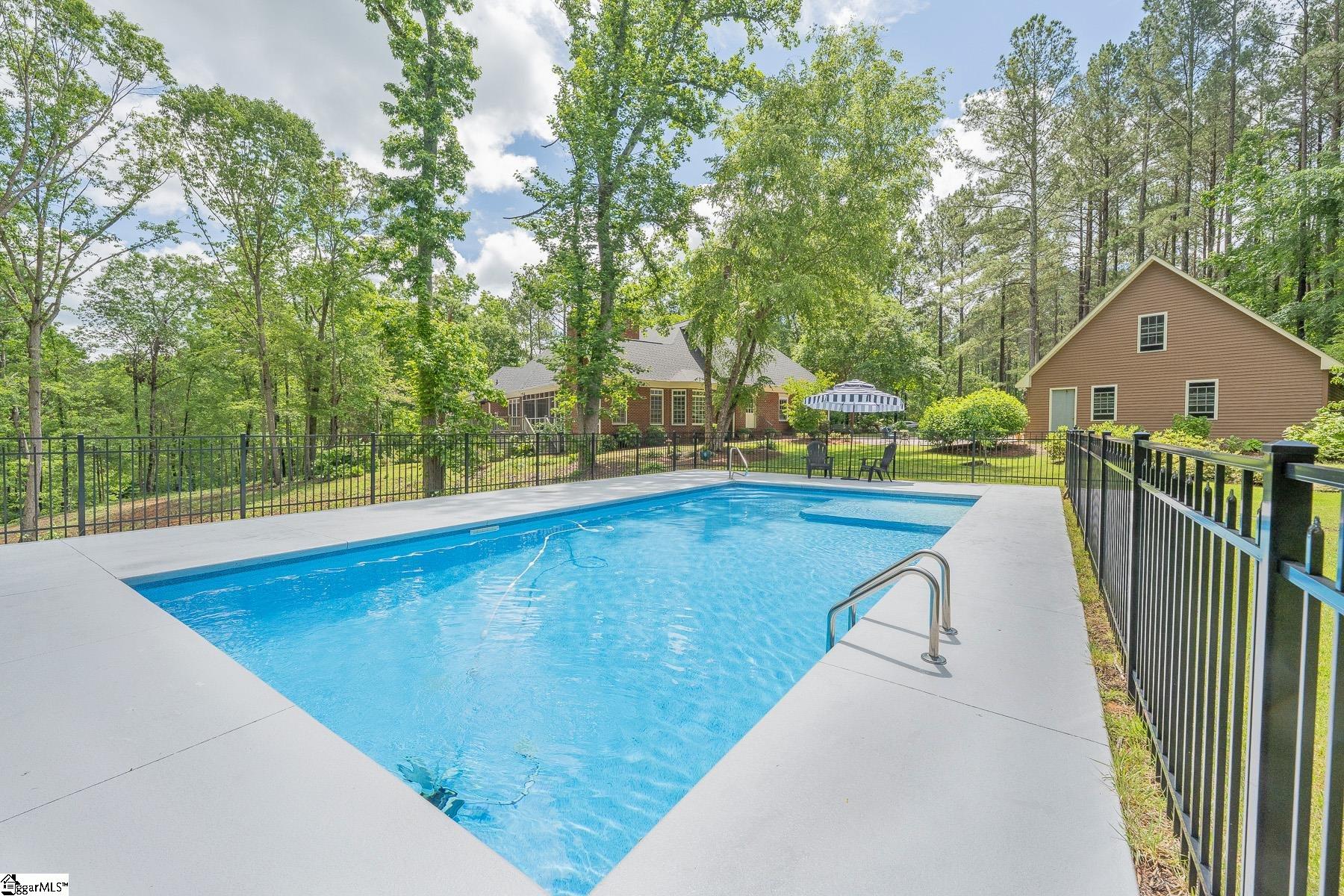 Laurens, South Carolina, 29360, United States, ,5 BathroomsBathrooms,Residential,Active,1822009