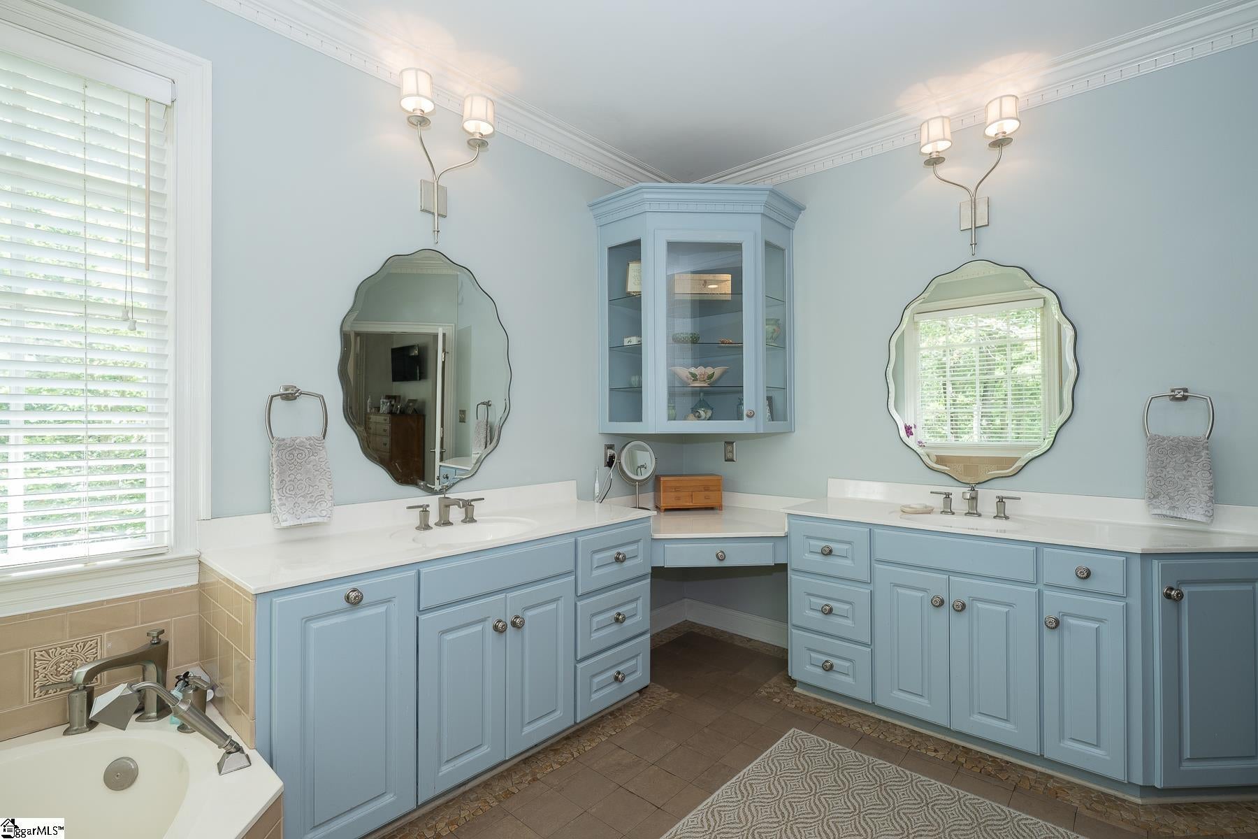 Laurens, South Carolina, 29360, United States, ,5 BathroomsBathrooms,Residential,Active,1822009