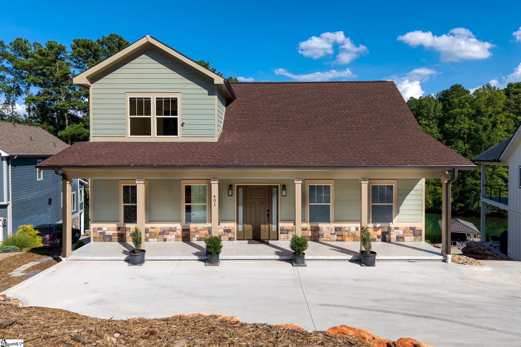 Seneca, South Carolina, 29672, United States, 3 Bedrooms Bedrooms, ,4 BathroomsBathrooms,Residential,Active,2006951