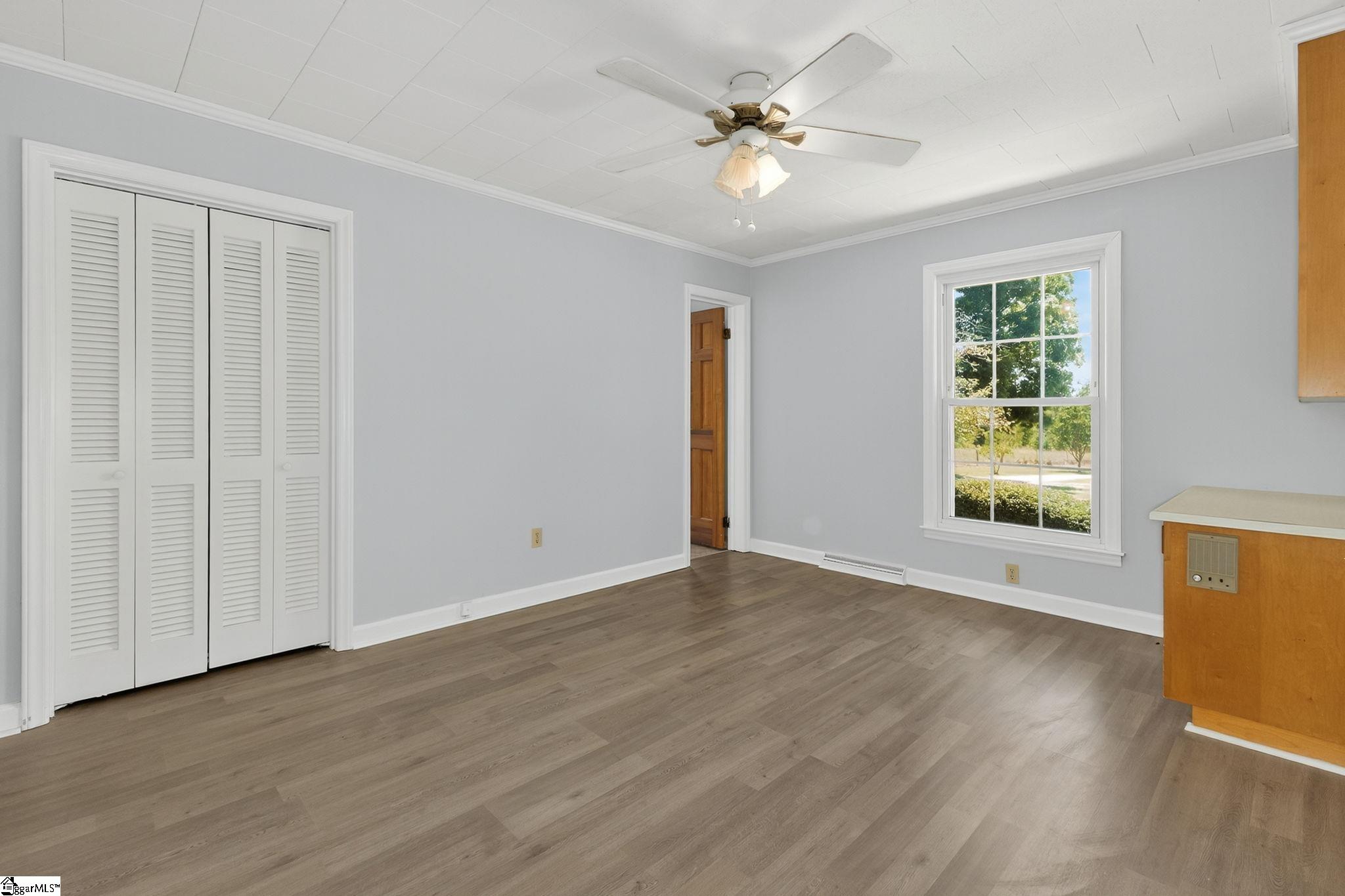Laurens, South Carolina, 29360, United States, 4 Bedrooms Bedrooms, ,4 BathroomsBathrooms,Residential,Active,1914597