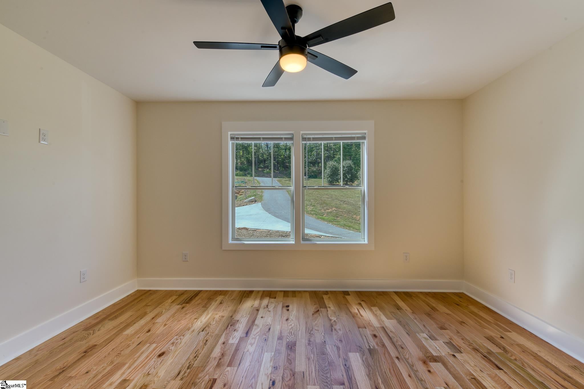 Seneca, South Carolina, 29672, United States, 3 Bedrooms Bedrooms, ,4 BathroomsBathrooms,Residential,Active,2006951