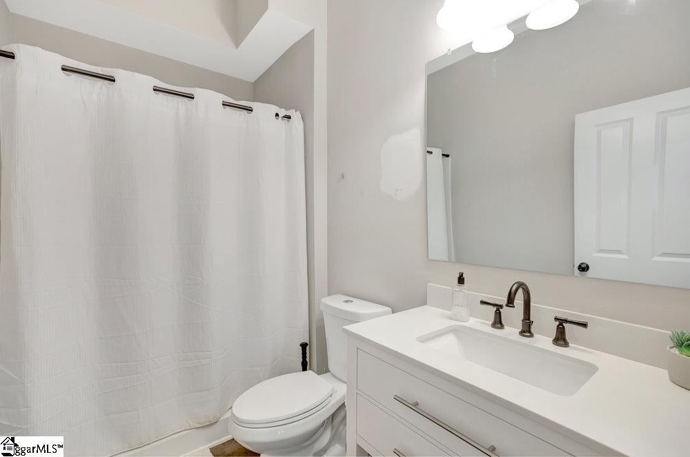 Anderson, South Carolina, 29626, United States, 7 Bedrooms Bedrooms, ,5 BathroomsBathrooms,Residential,Active,1997643