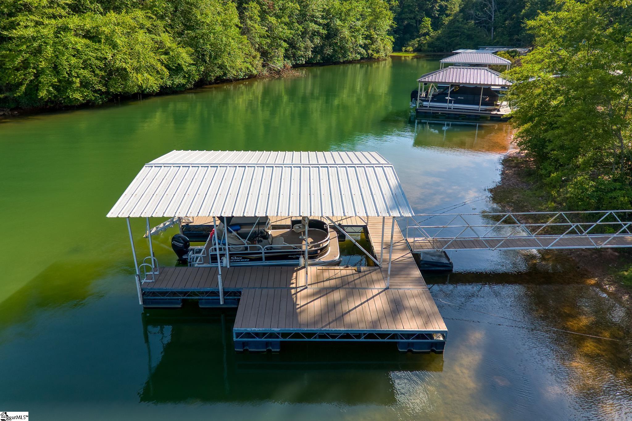 Seneca, South Carolina, 29672, United States, 3 Bedrooms Bedrooms, ,4 BathroomsBathrooms,Residential,Active,2006951