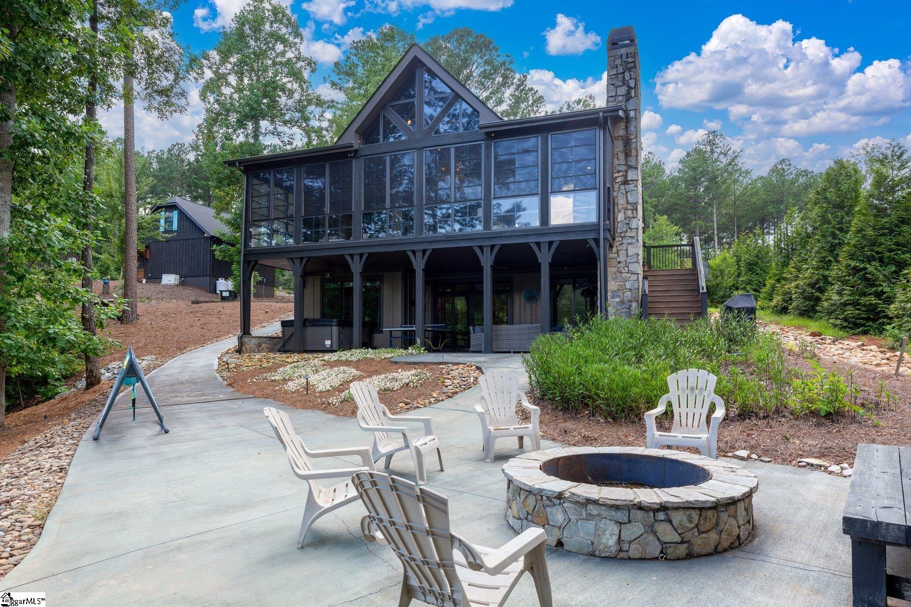 Seneca, South Carolina, 29672, United States, 4 Bedrooms Bedrooms, ,4 BathroomsBathrooms,Residential,Active,1995248