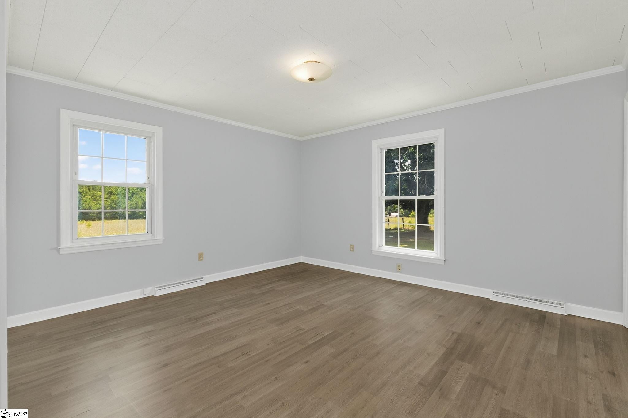 Laurens, South Carolina, 29360, United States, 4 Bedrooms Bedrooms, ,4 BathroomsBathrooms,Residential,Active,1914597