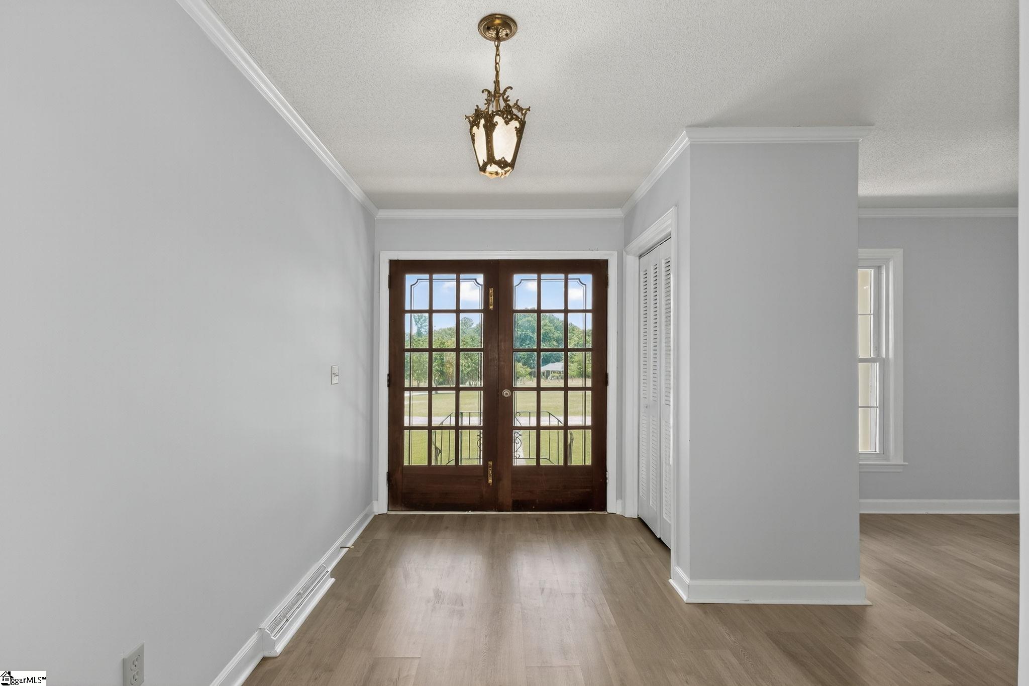 Laurens, South Carolina, 29360, United States, 4 Bedrooms Bedrooms, ,4 BathroomsBathrooms,Residential,Active,1914597